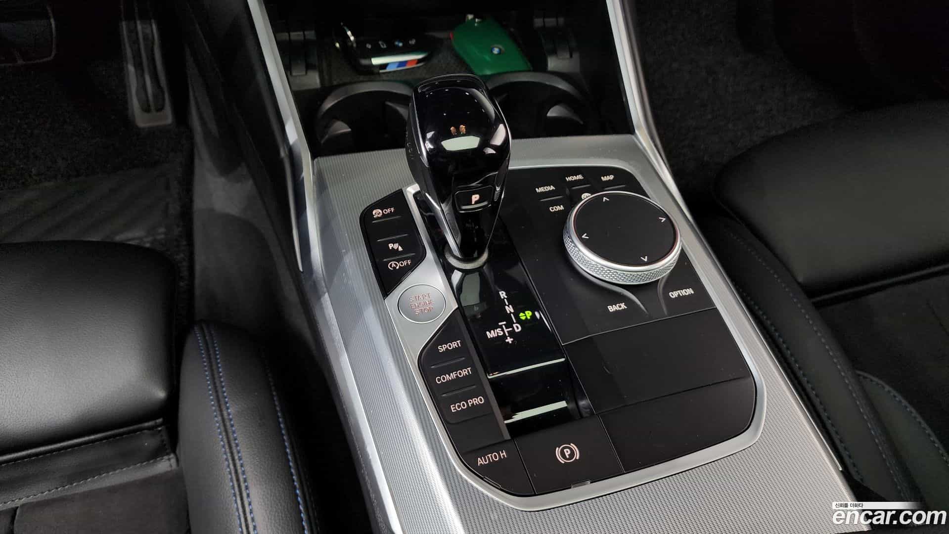 3-Series BMW 2022.1-INNER-009