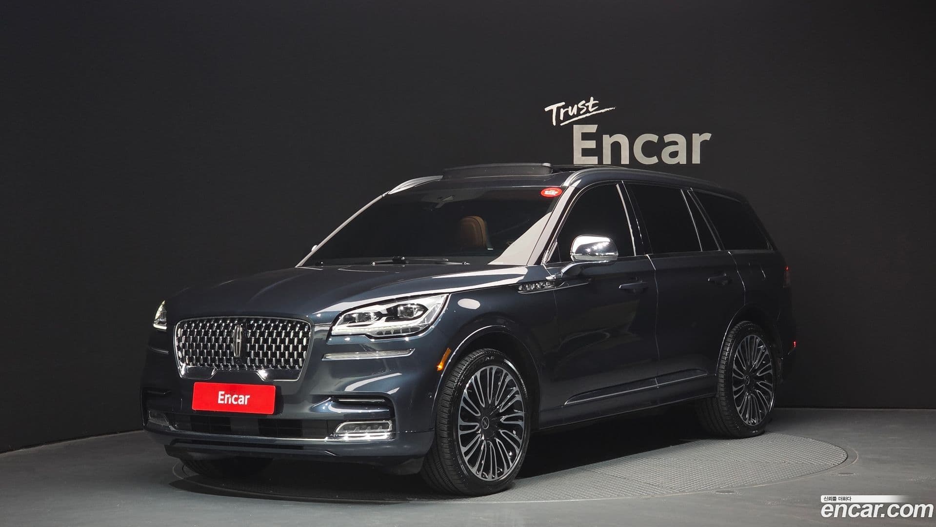 Main__Slider__Photo:Aviator Lincoln 2021.2-0