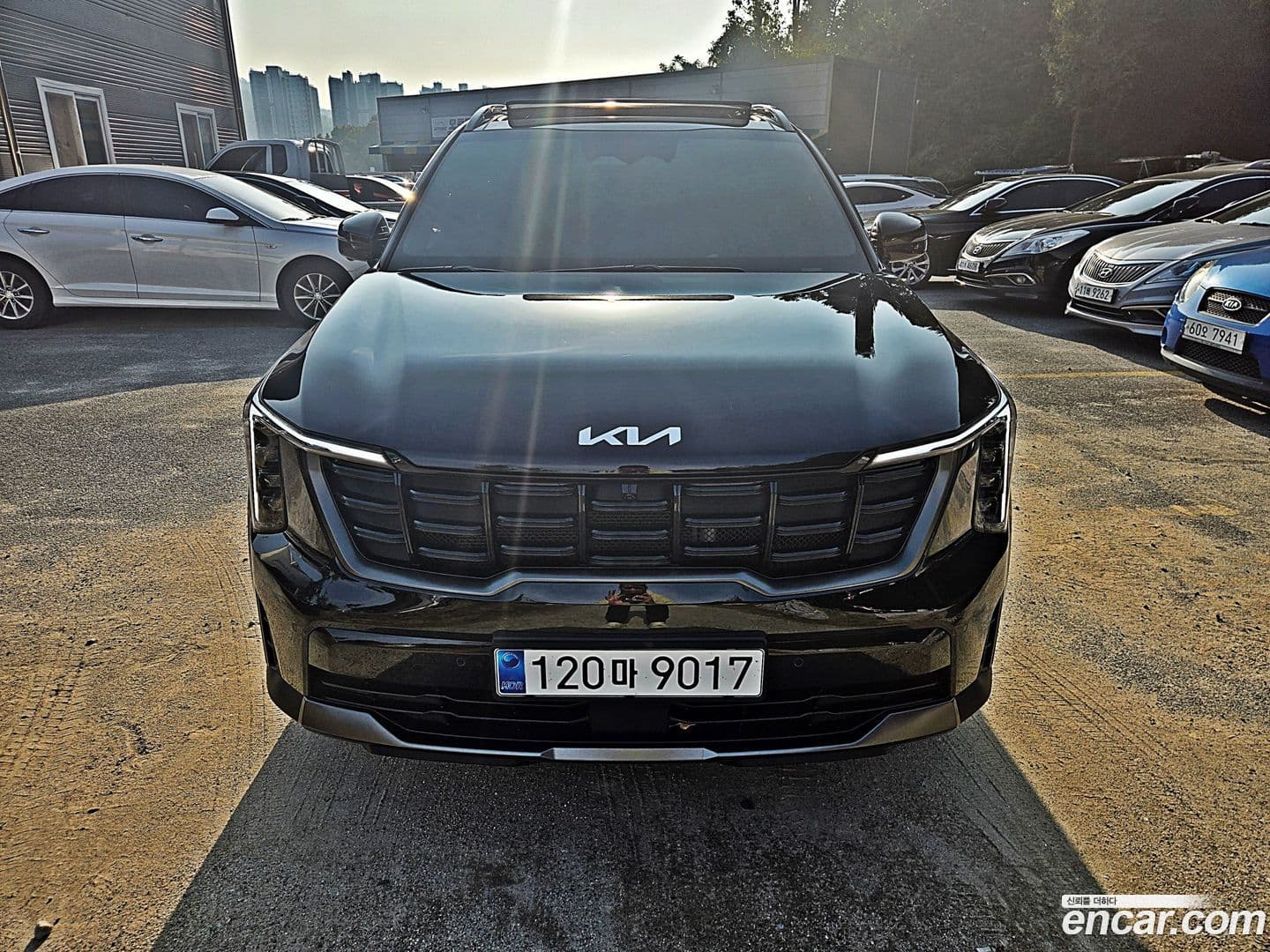 Main__Slider__Photo:Sorento Kia 2025.3-0