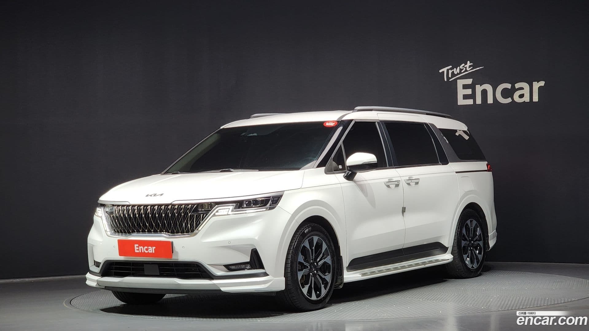 Main__Slider__Photo:Canival Kia 2020.11-0