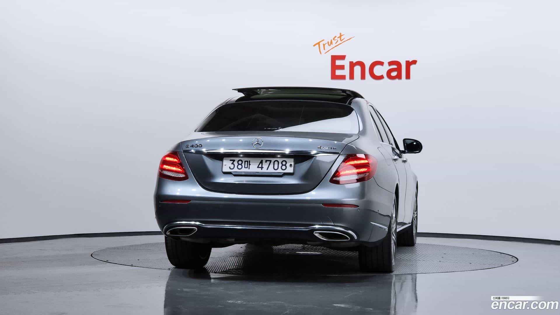 E-Class Mercedes-Benz 2017.5-OUTER-4