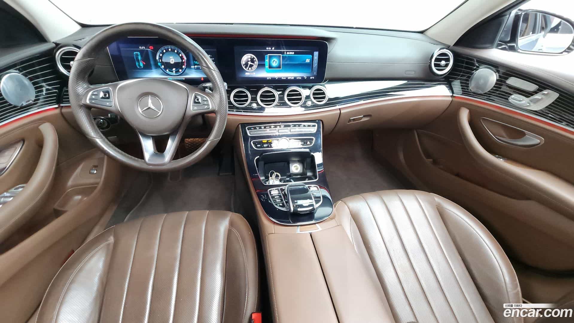 E-Class Mercedes-Benz 2017.5-INNER-7