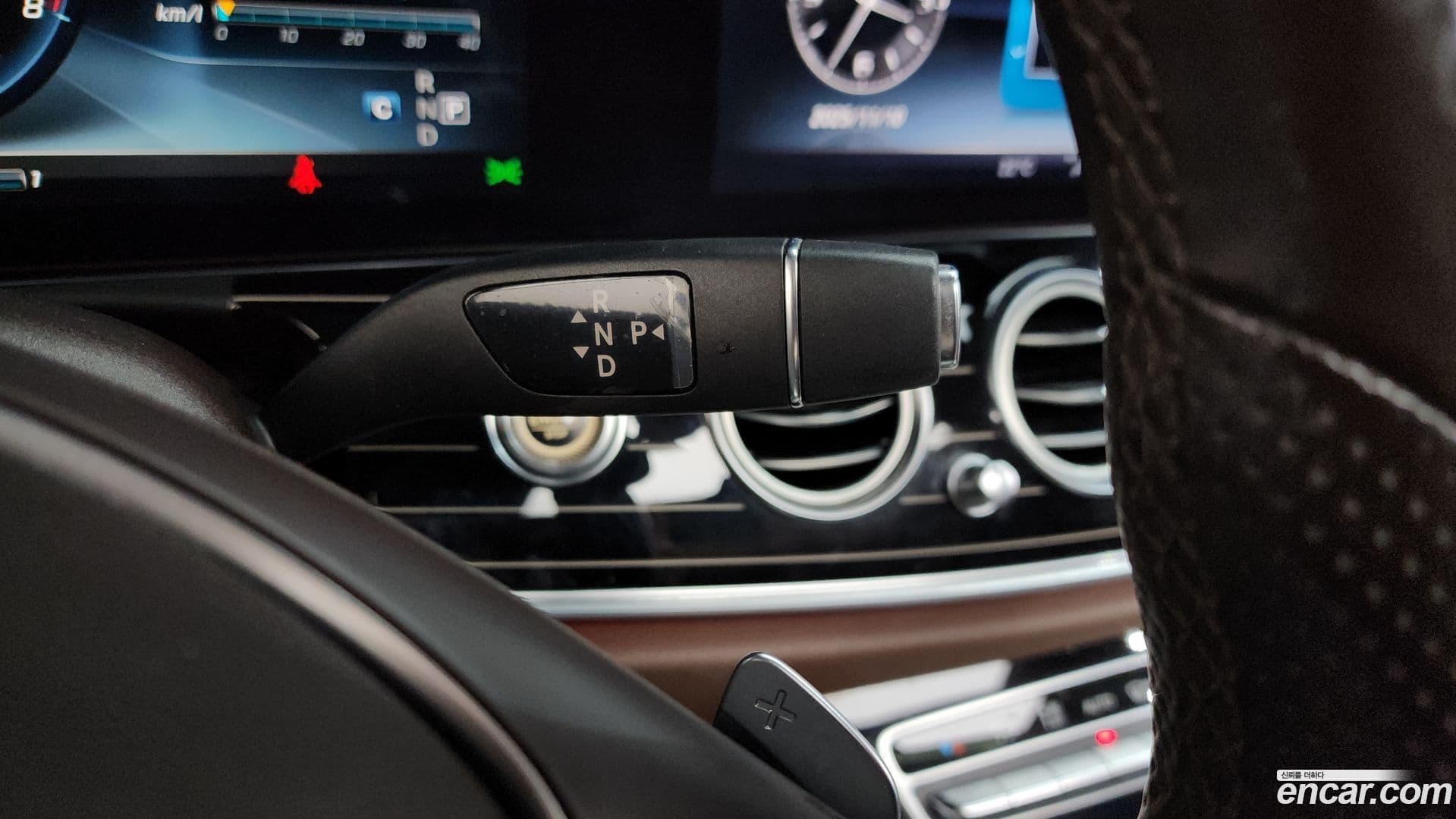Main__Slider__Photo:E-Class Mercedes-Benz 2017.5-8