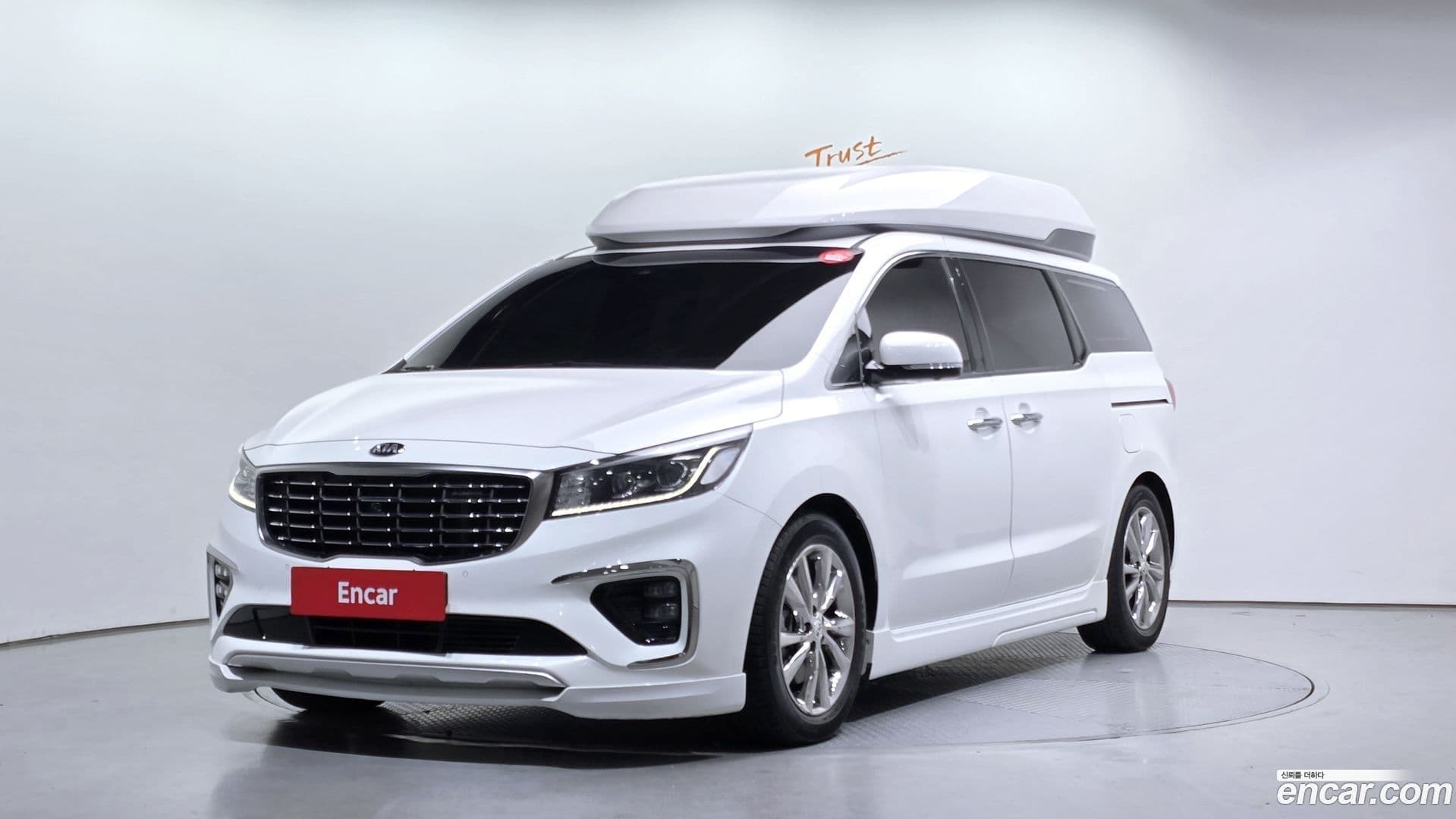 Main__Slider__Photo:Canival Kia 2018.11-0