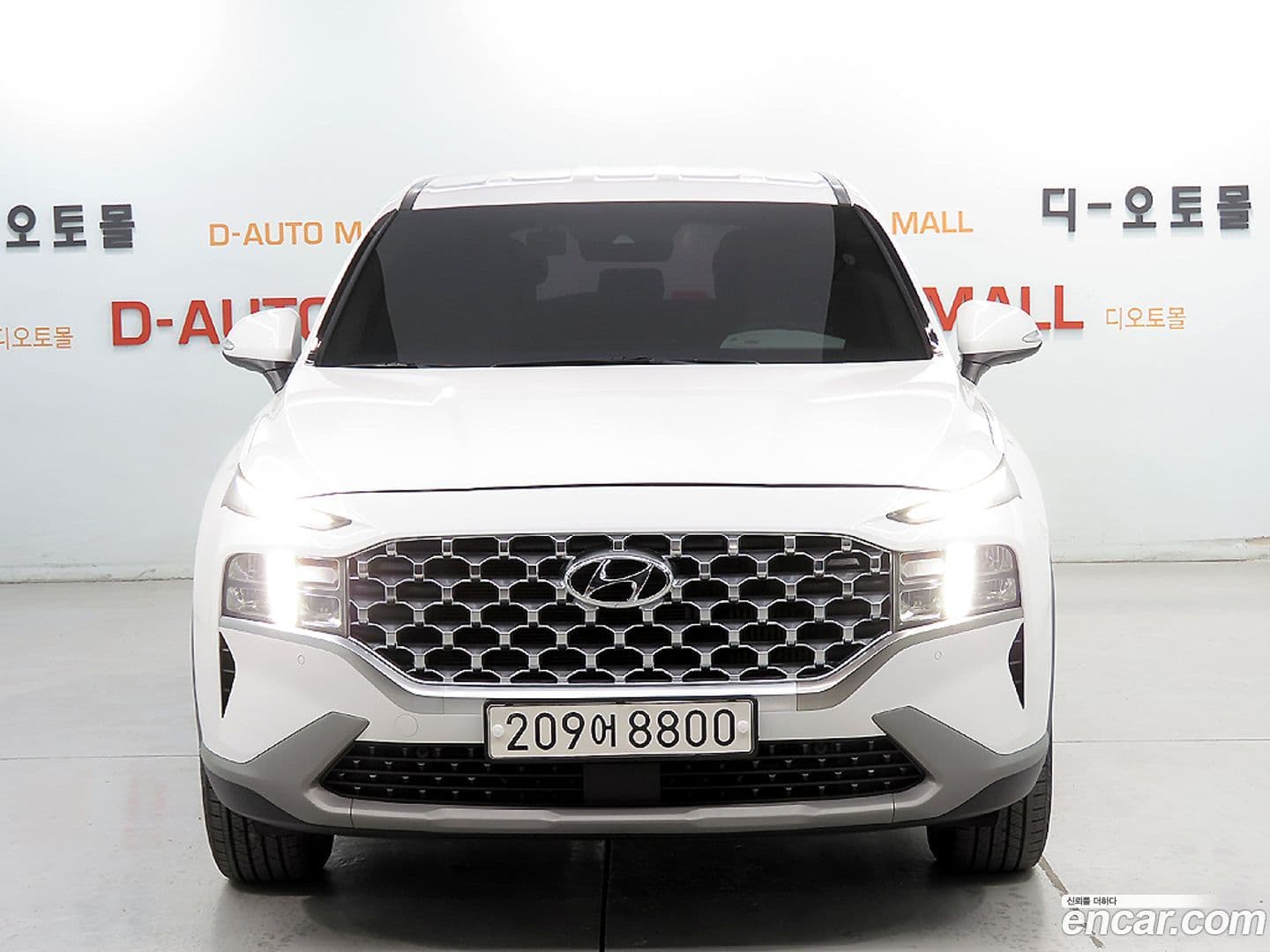 Main__Slider__Photo:Santafe Hyundai 2021.5-0