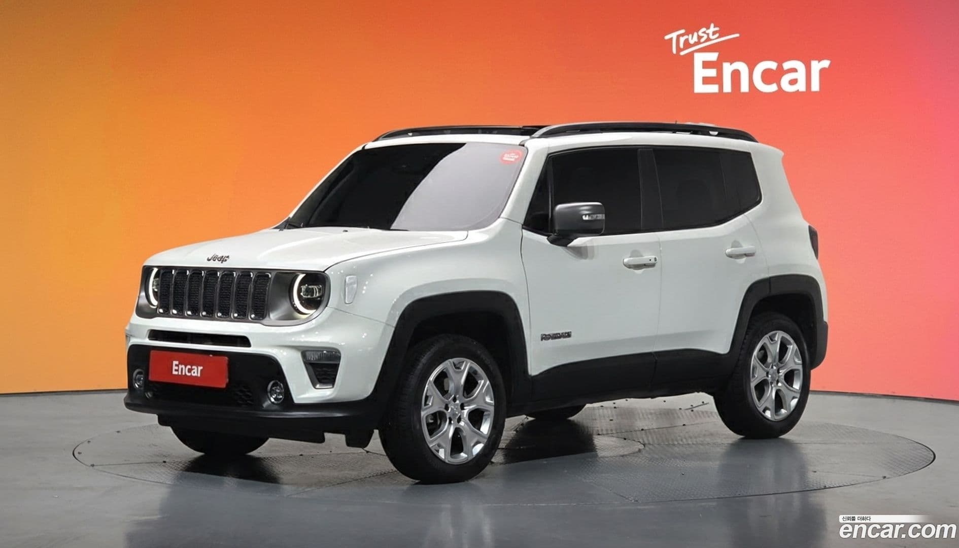 Main__Slider__Photo:Renegade Jeep 2021.11-0