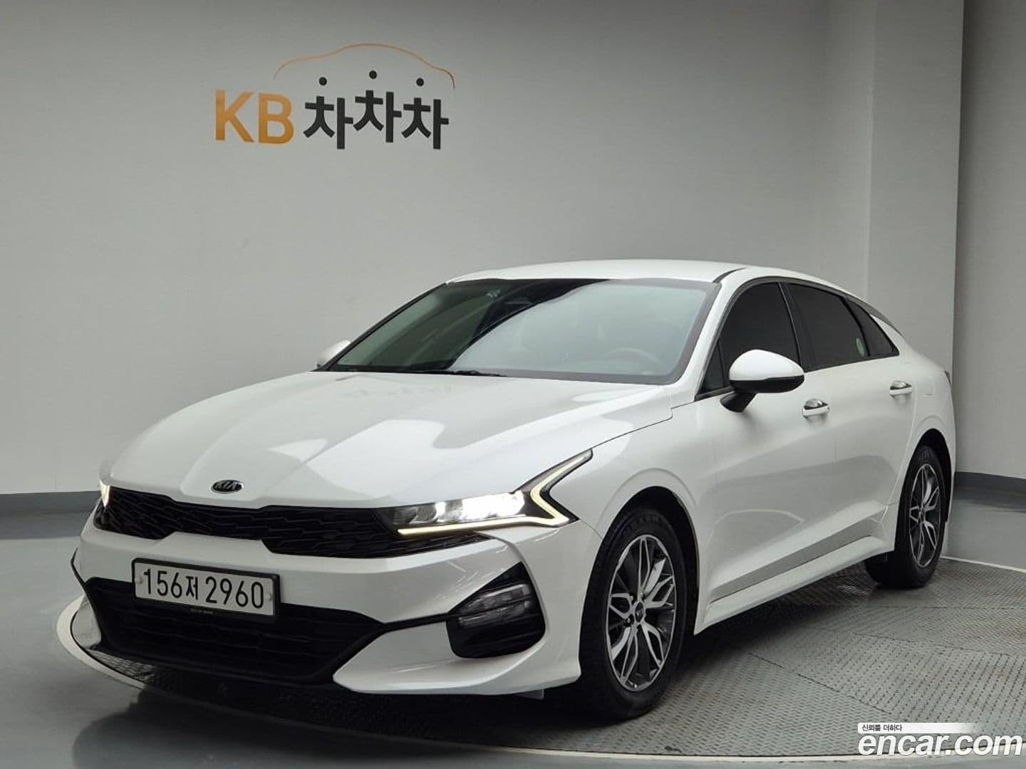 Main__Slider__Photo:K5 Kia 2020.3-0