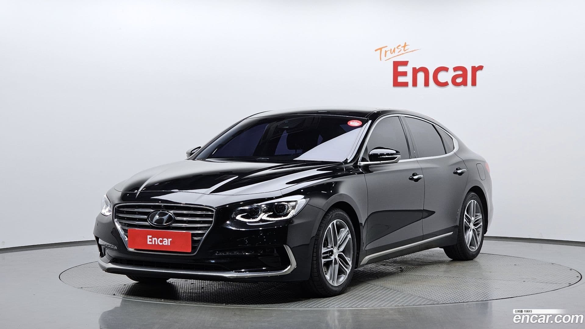 Main__Slider__Photo:Grandeur Hyundai 2019.8-0