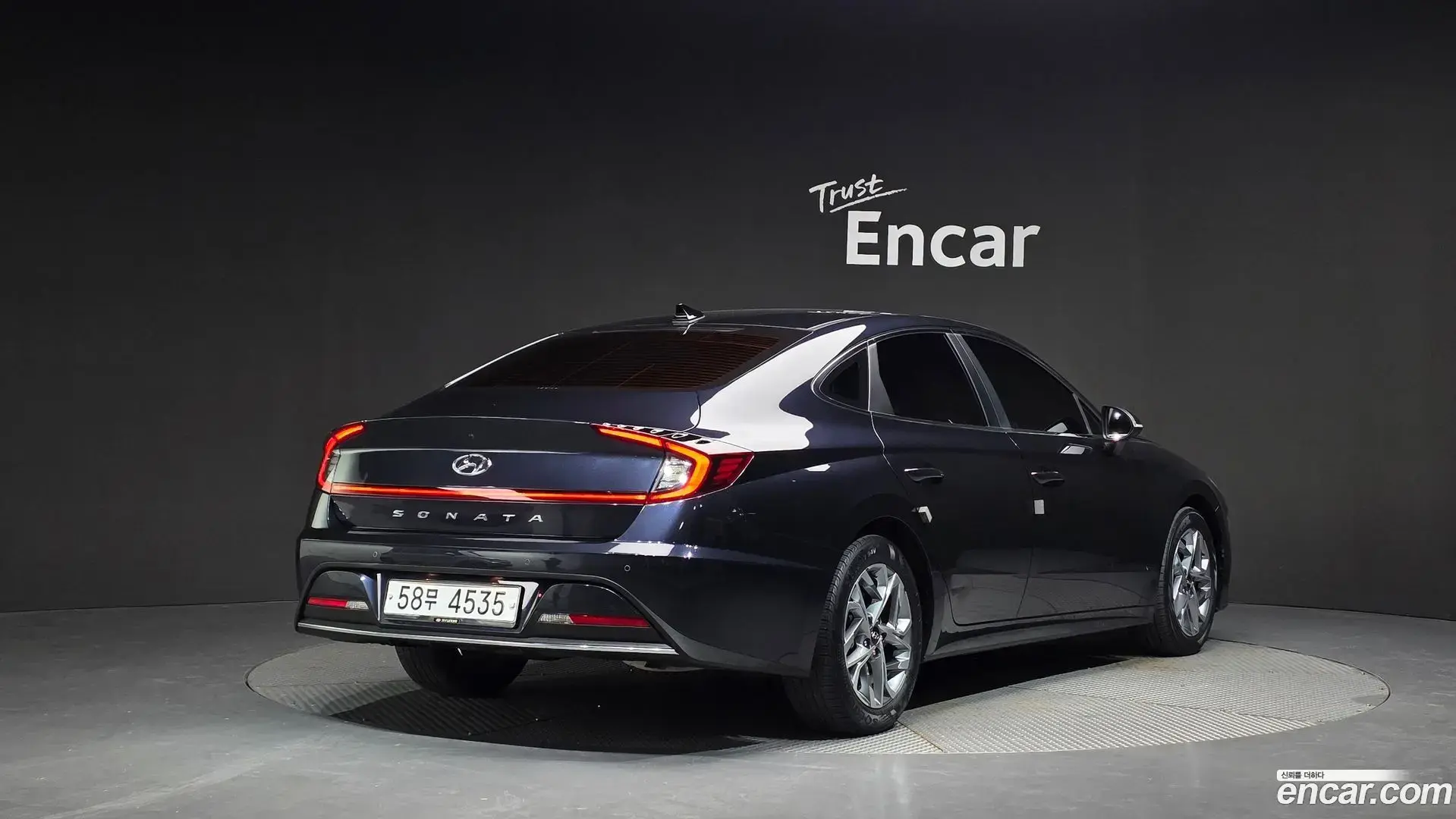 Main__Slider__Photo:Sonata Hyundai 2019.5-1