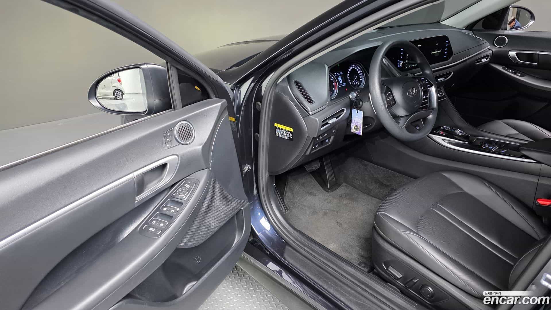 Sonata Hyundai 2019.5-OPTION-015