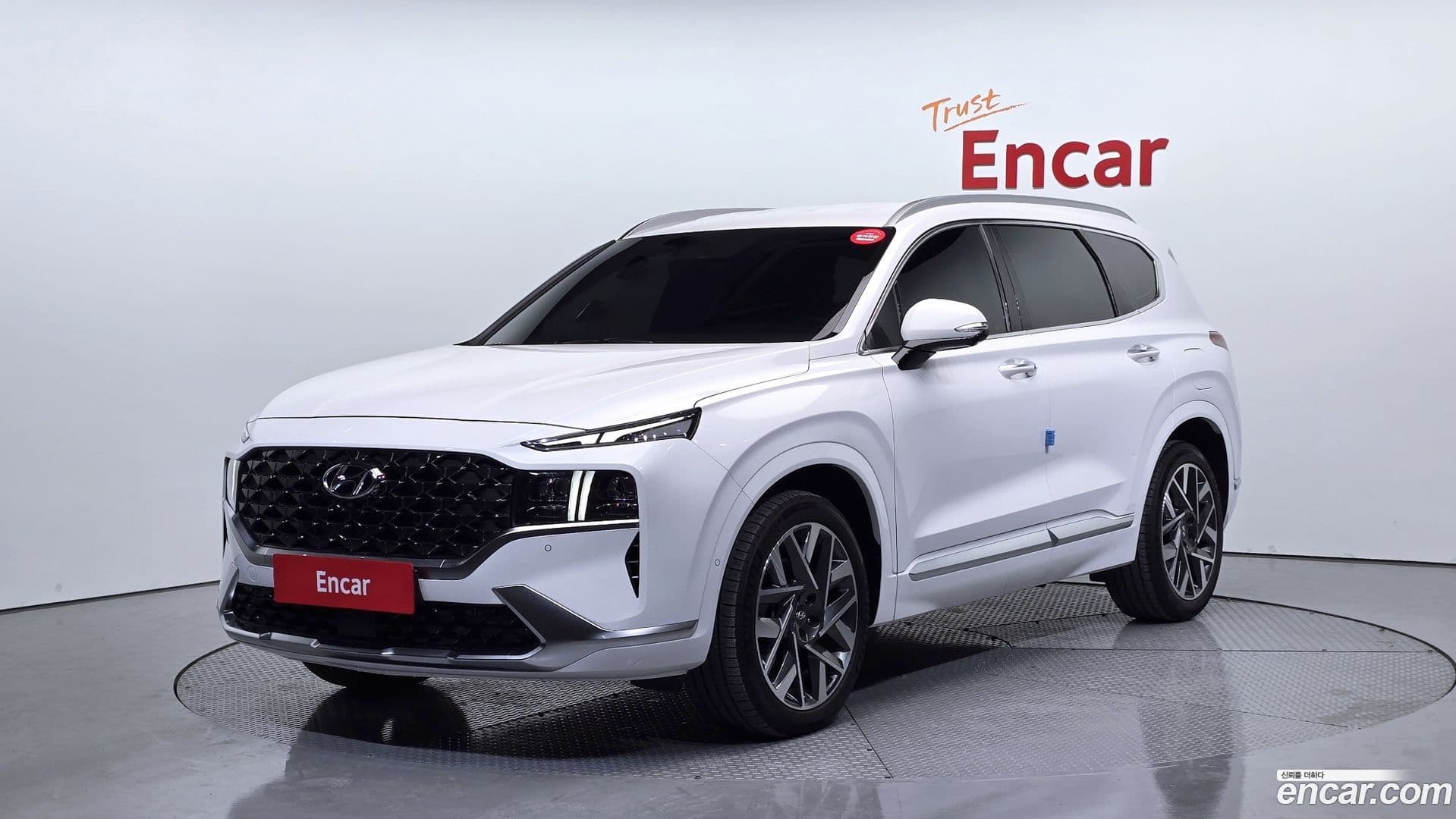 Main__Slider__Photo:Santafe Hyundai 2020.9-0