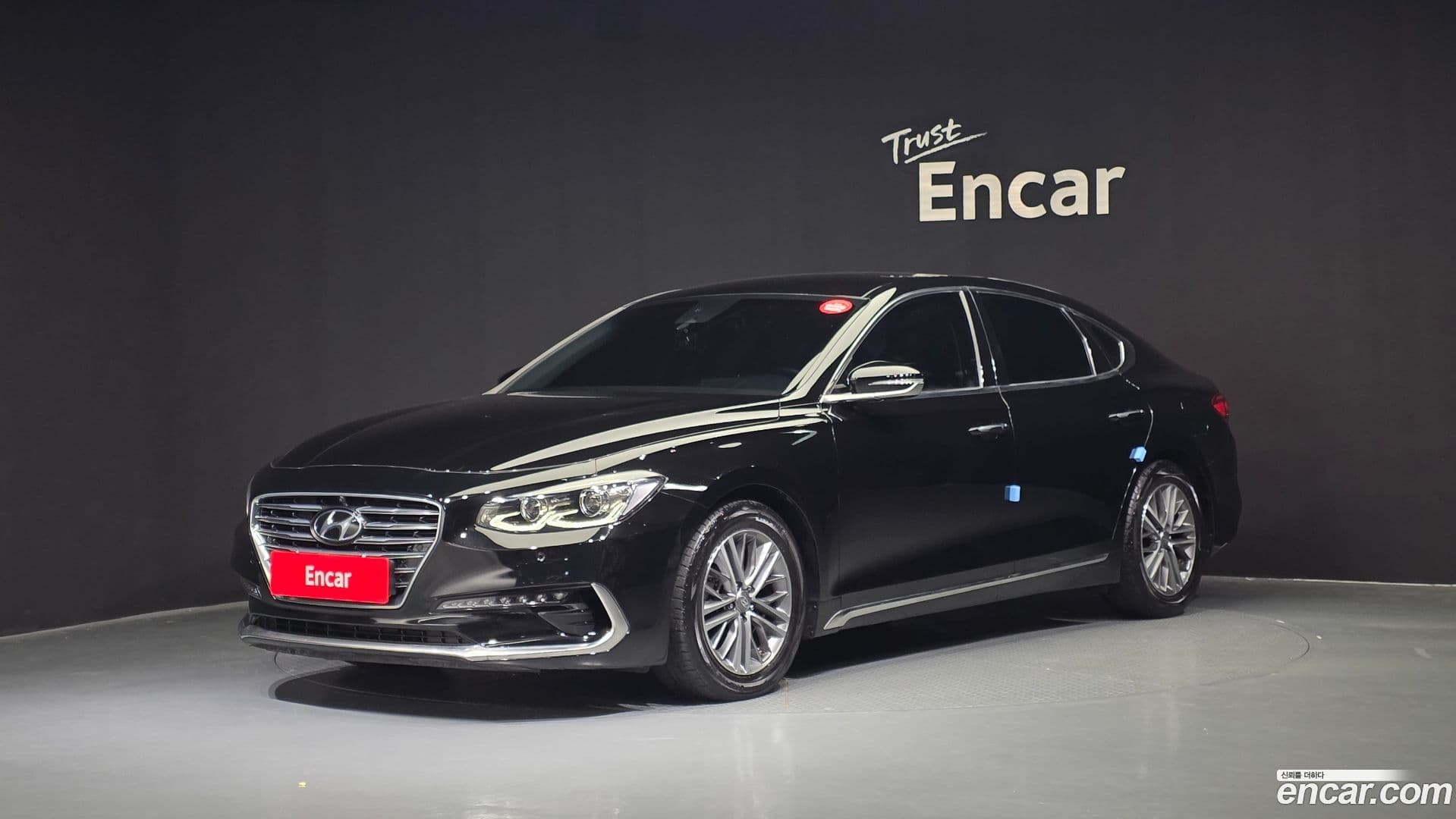 Main__Slider__Photo:Grandeur Hyundai 2019.5-0