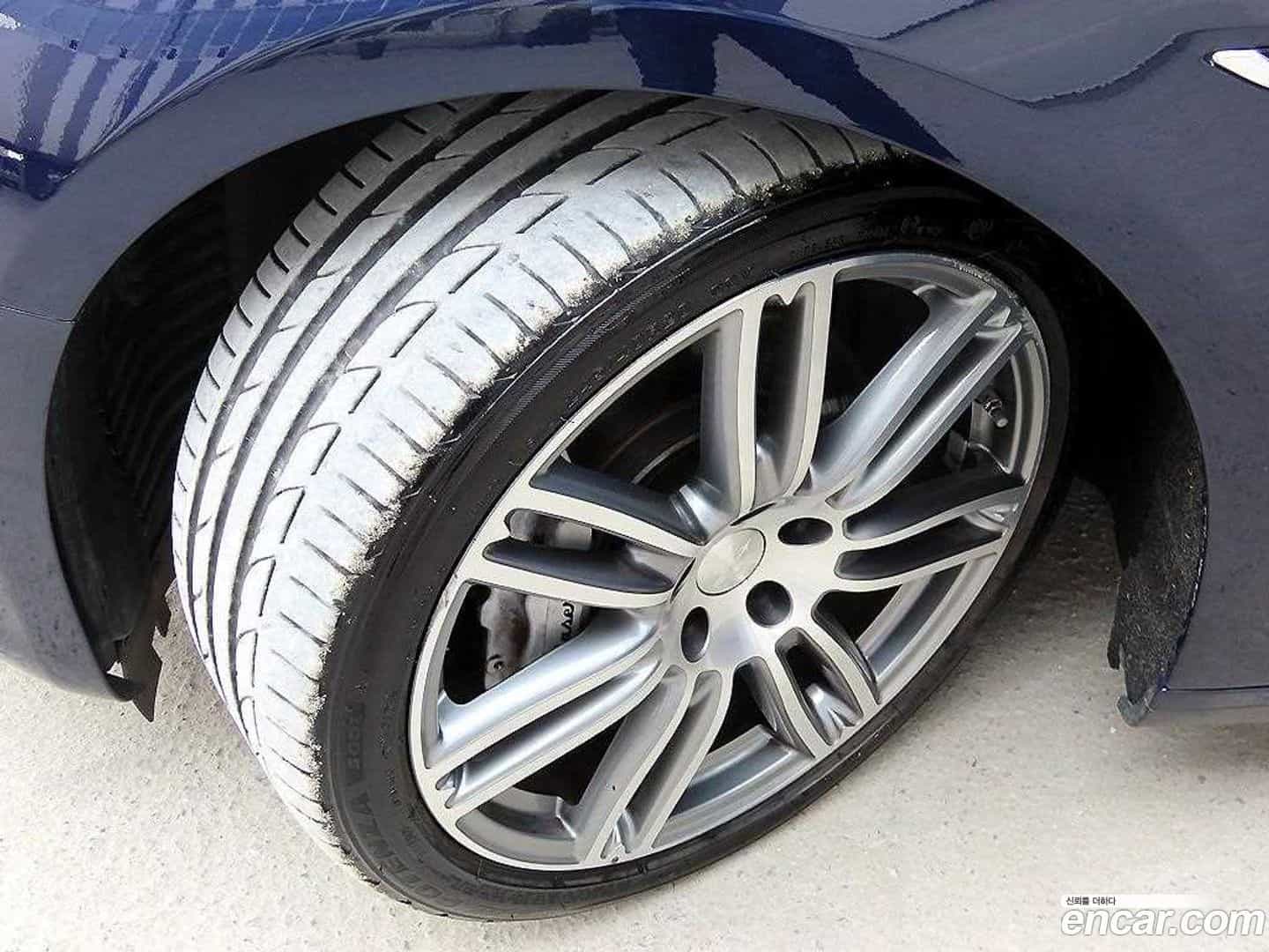 Ghibli Maserati 2014.2-OPTION-024