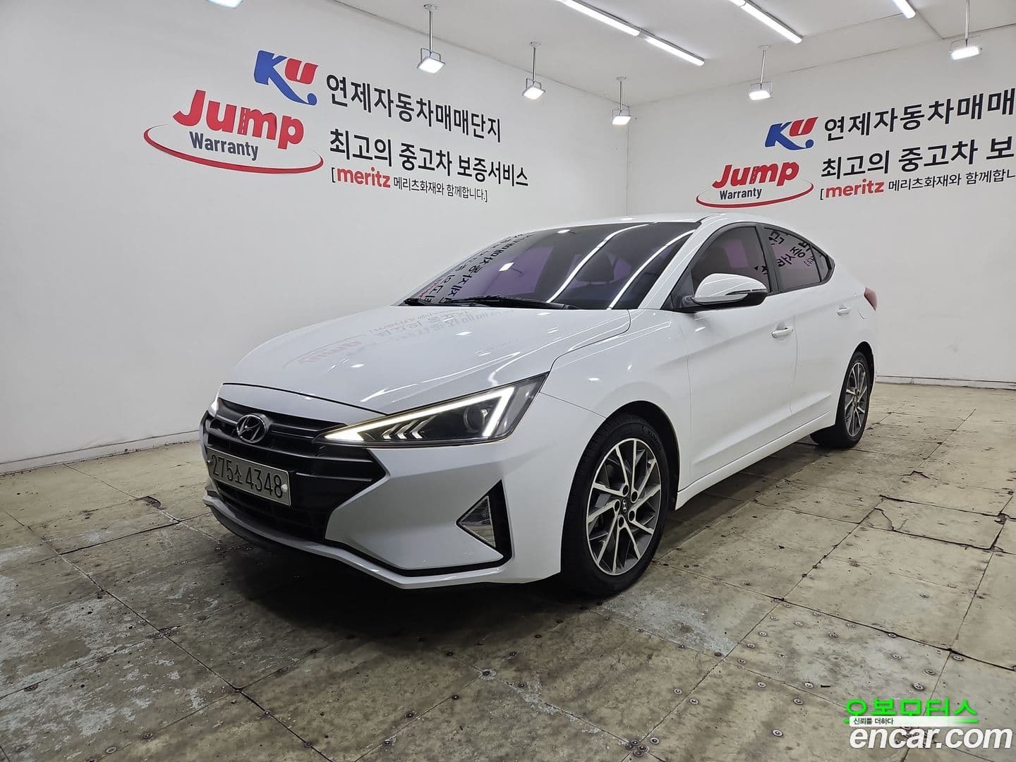 Main__Slider__Photo:AVANTE Hyundai 2019.3-0