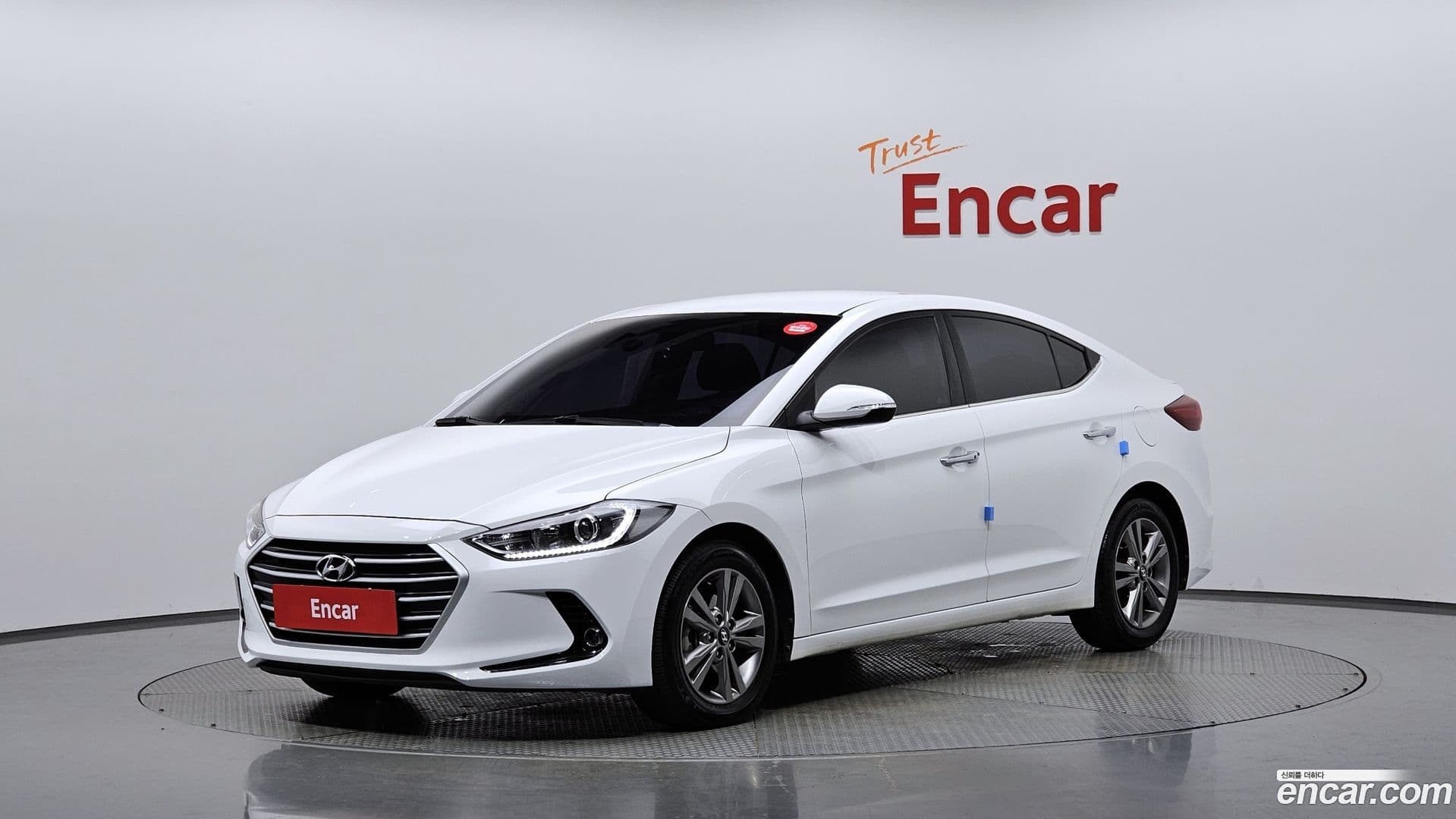 Main__Slider__Photo:AVANTE Hyundai 2016.0-0