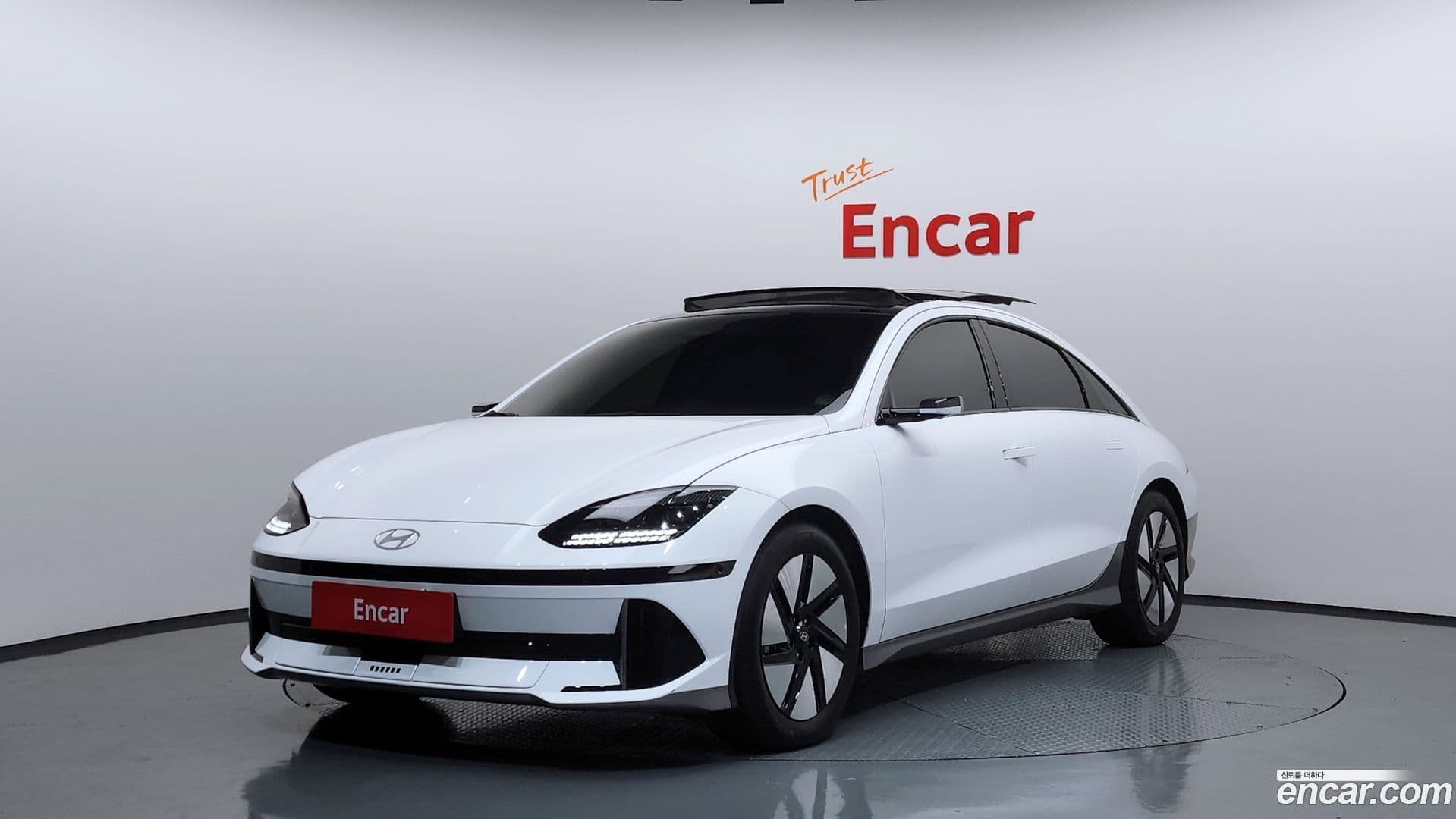 Main__Slider__Photo:Ioniq6 Hyundai 2022.10-0