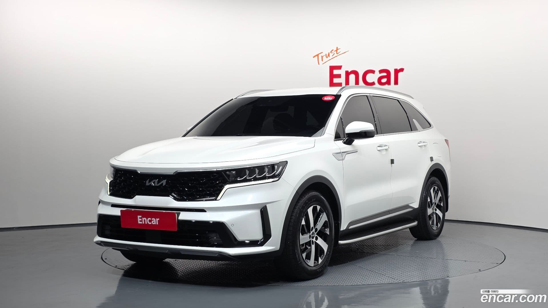 Main__Slider__Photo:Sorento Kia 2021.8-0