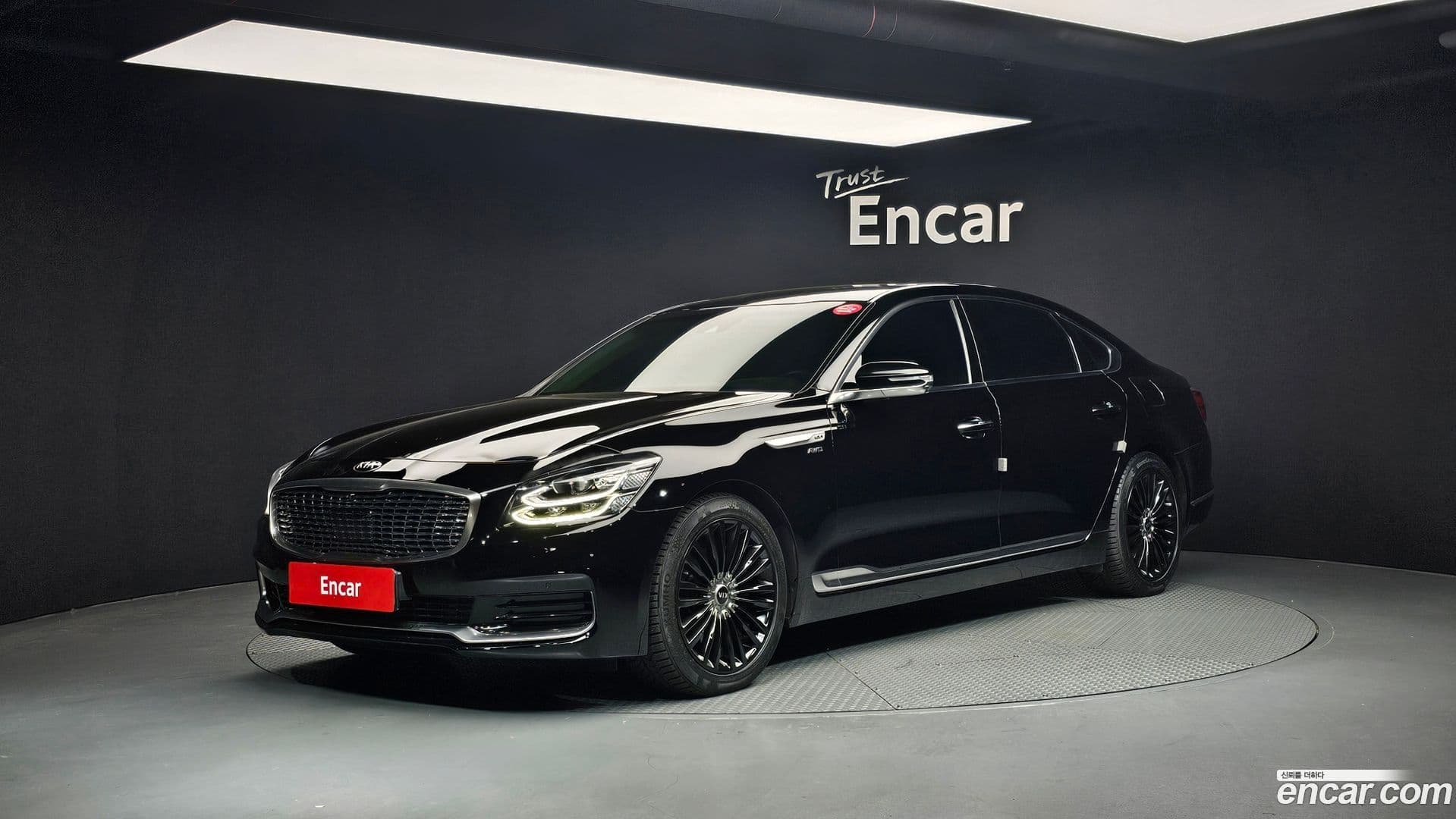 Main__Slider__Photo:K9 Kia 2018.3-0