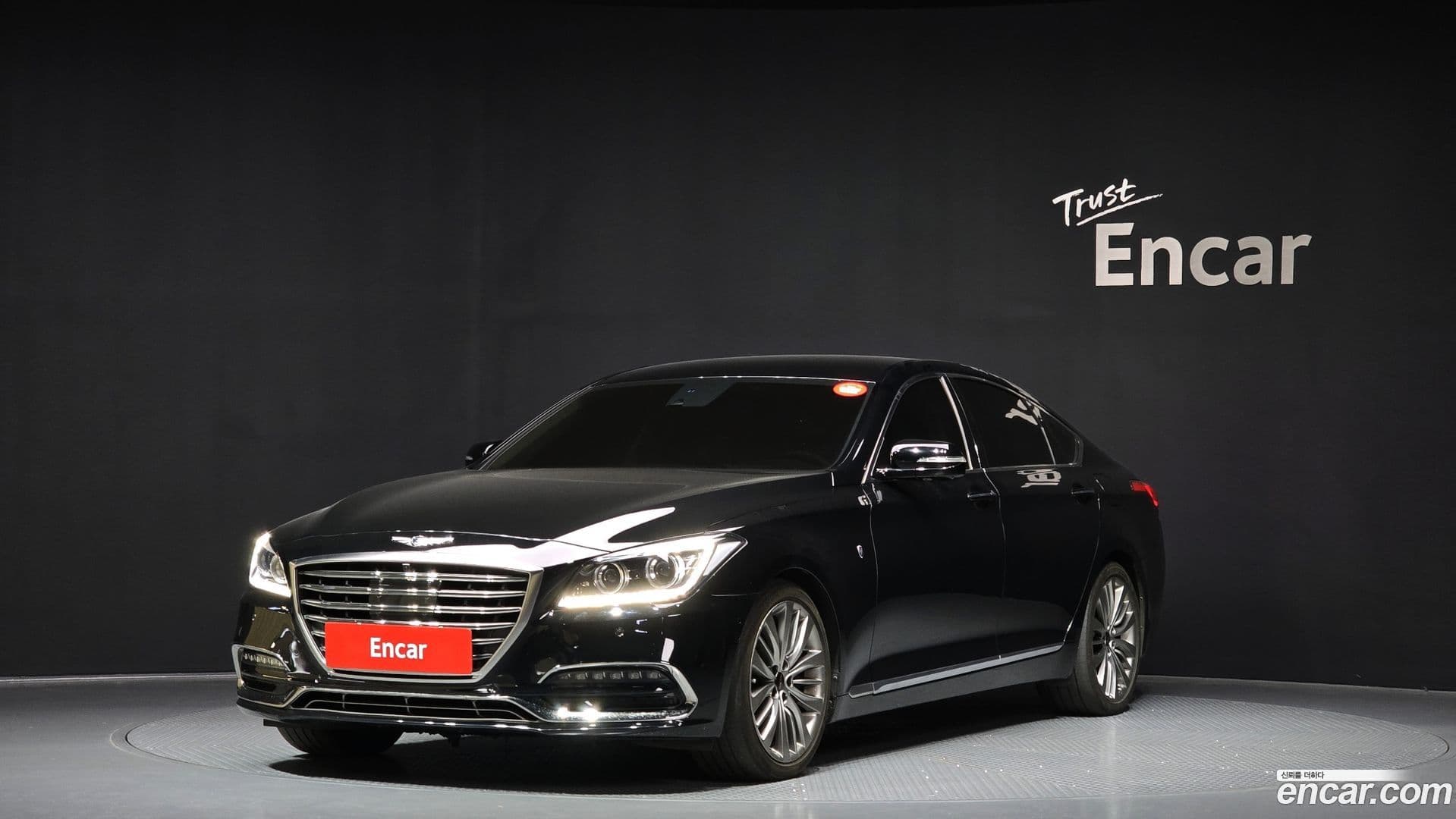 Main__Slider__Photo:Genesis Hyundai 2014.1-0