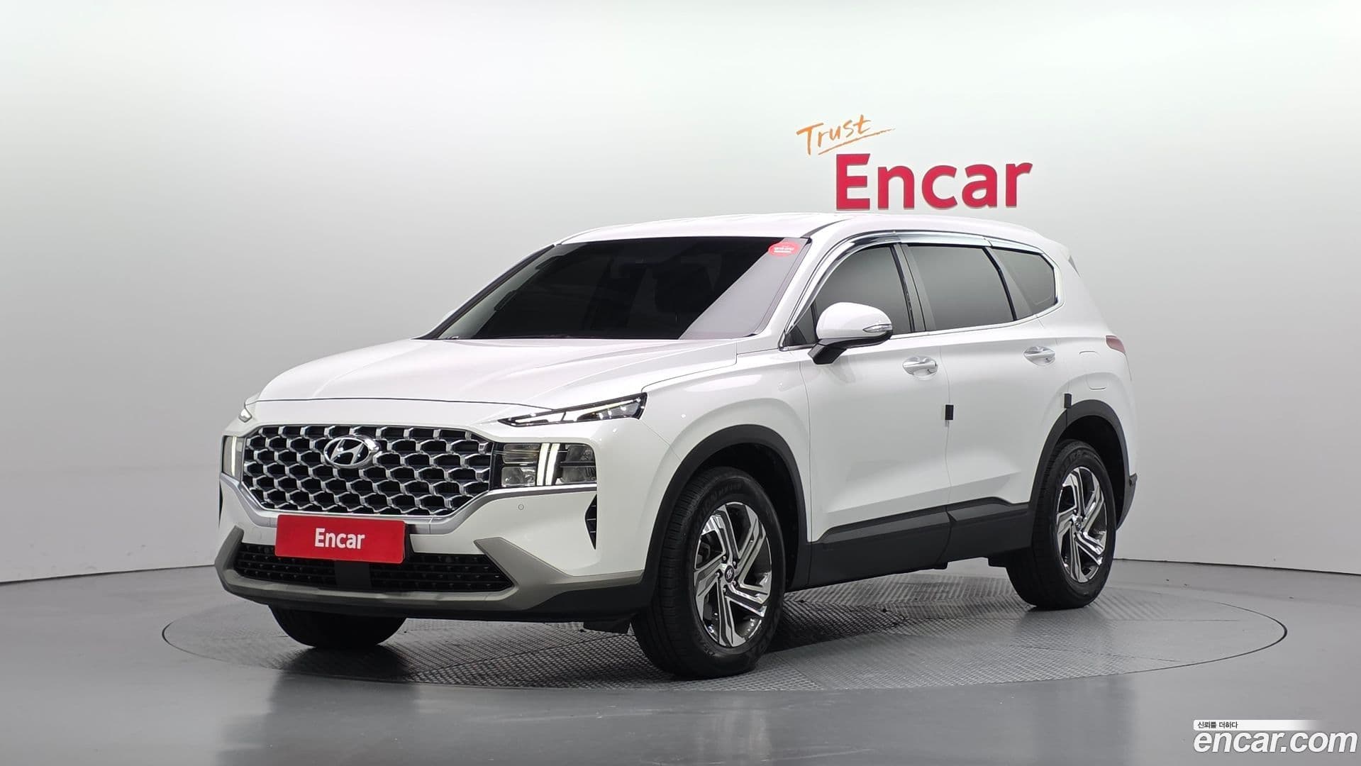 Main__Slider__Photo:Santafe Hyundai 2020.9-0