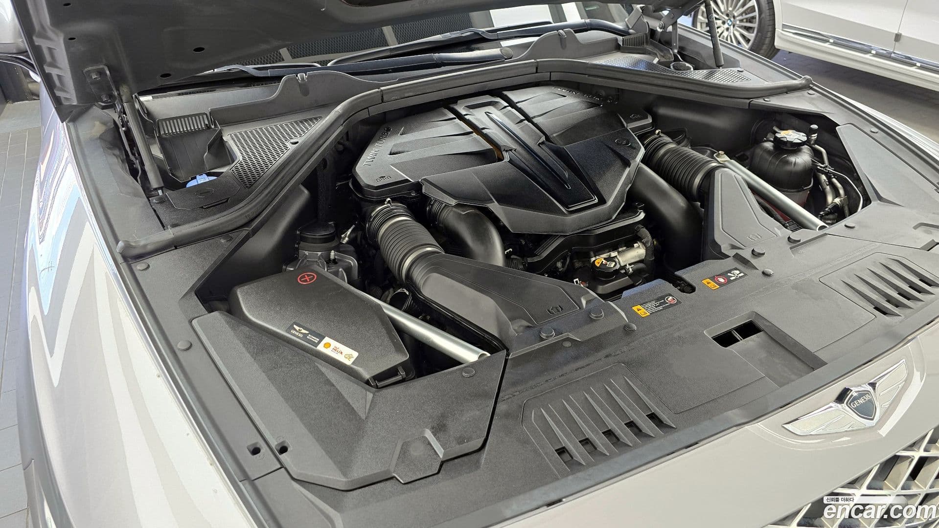 Main__Slider__Photo:GV80 Genesis 2020.7-5