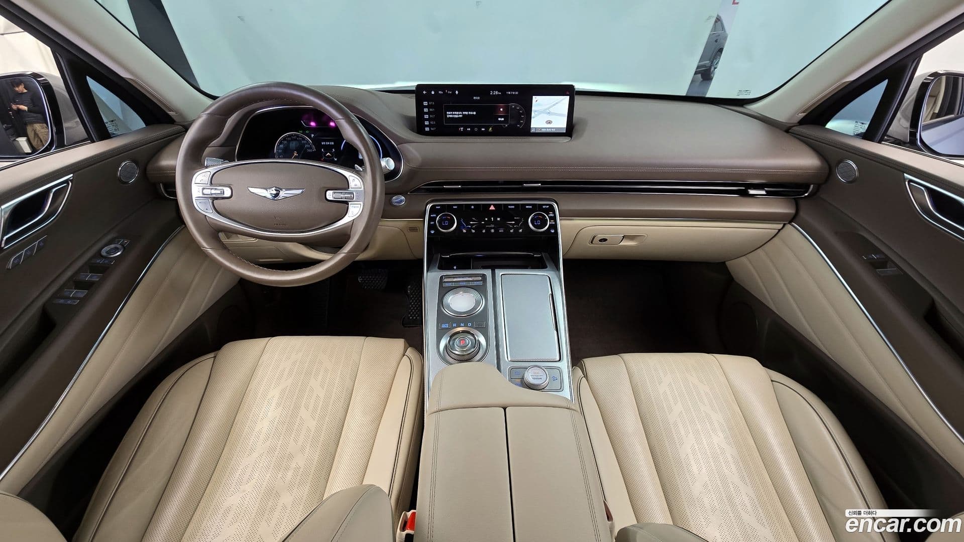 Main__Slider__Photo:GV80 Genesis 2020.7-6