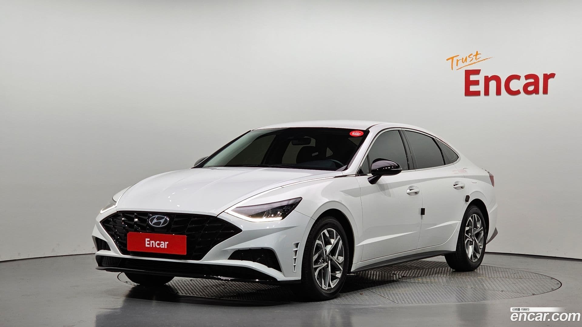 Main__Slider__Photo:Sonata Hyundai 2022.4-0