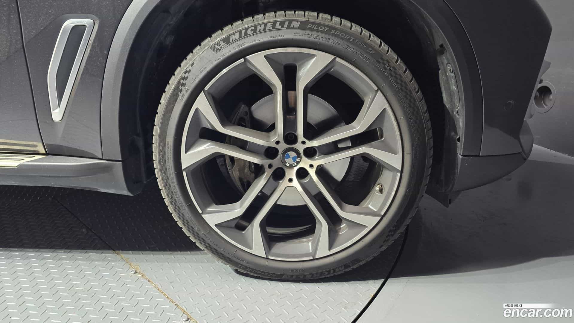 X5 BMW 2021.9-OUTER-005
