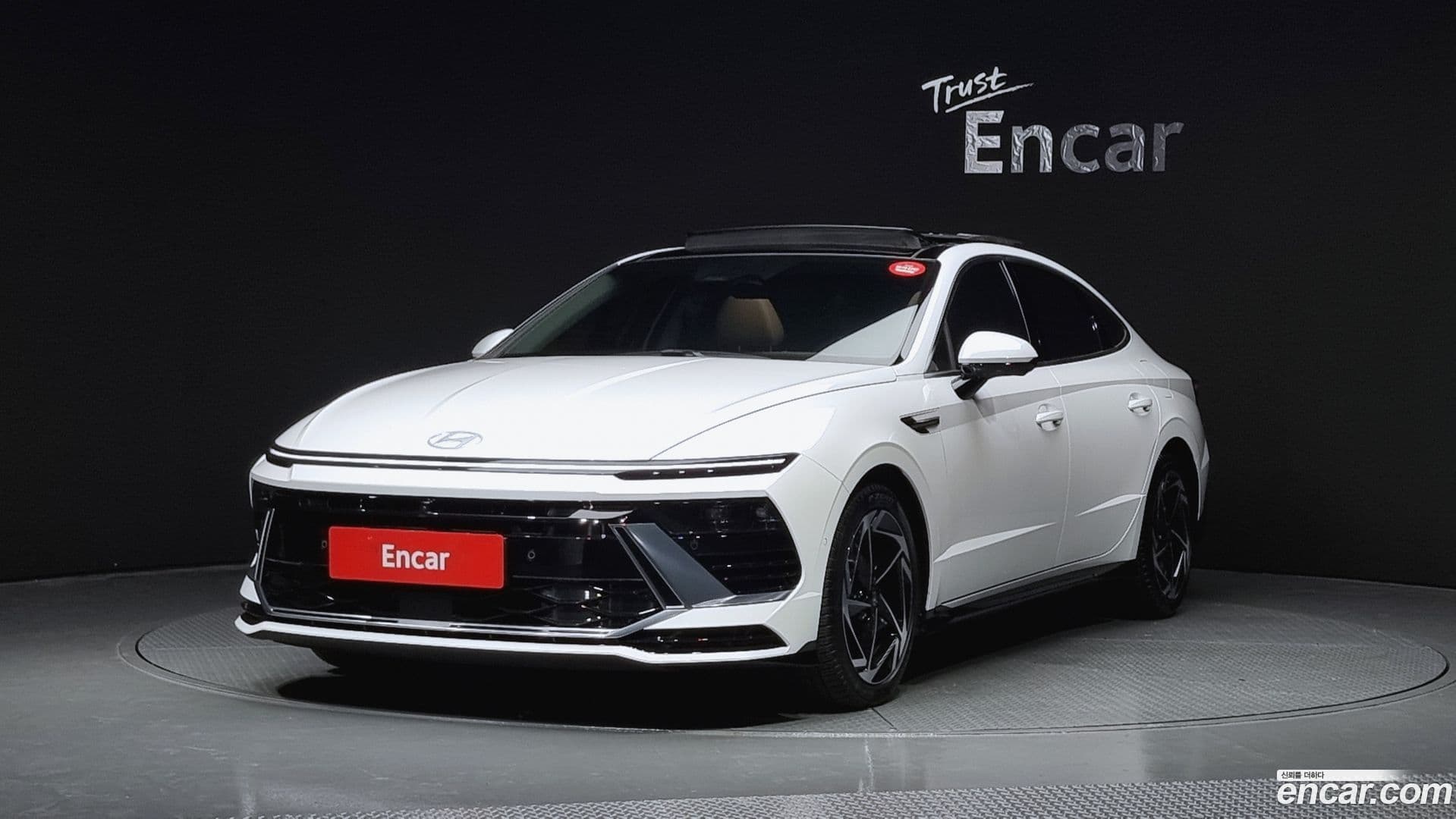 Main__Slider__Photo:Sonata Hyundai 2023.10-0