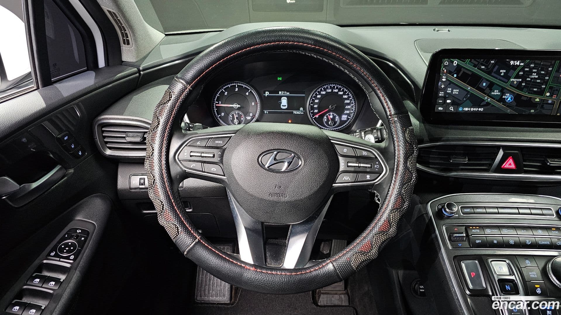 Main__Slider__Photo:Santafe Hyundai 2021.4-12