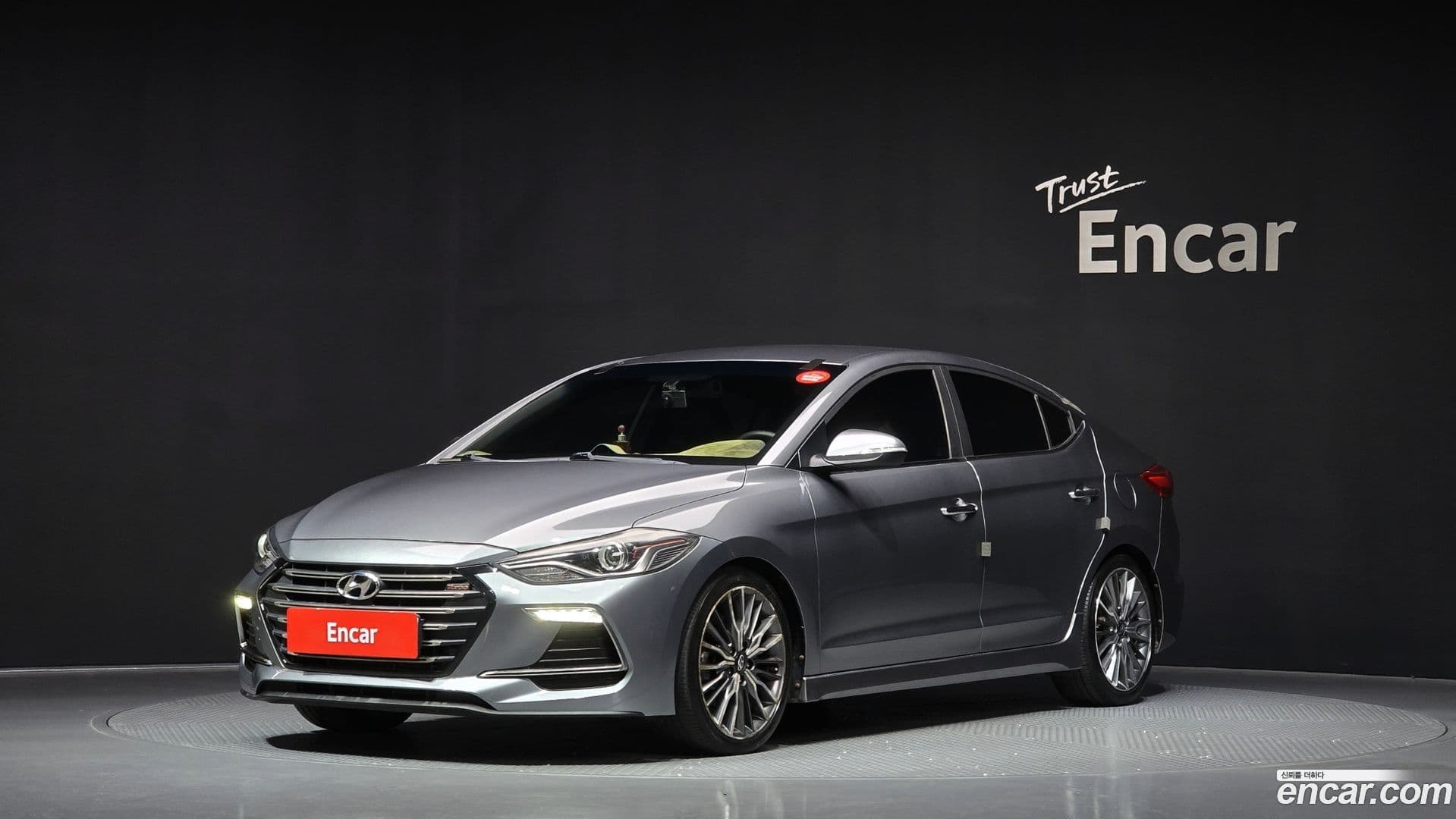 Main__Slider__Photo:AVANTE Hyundai 2017.7-0