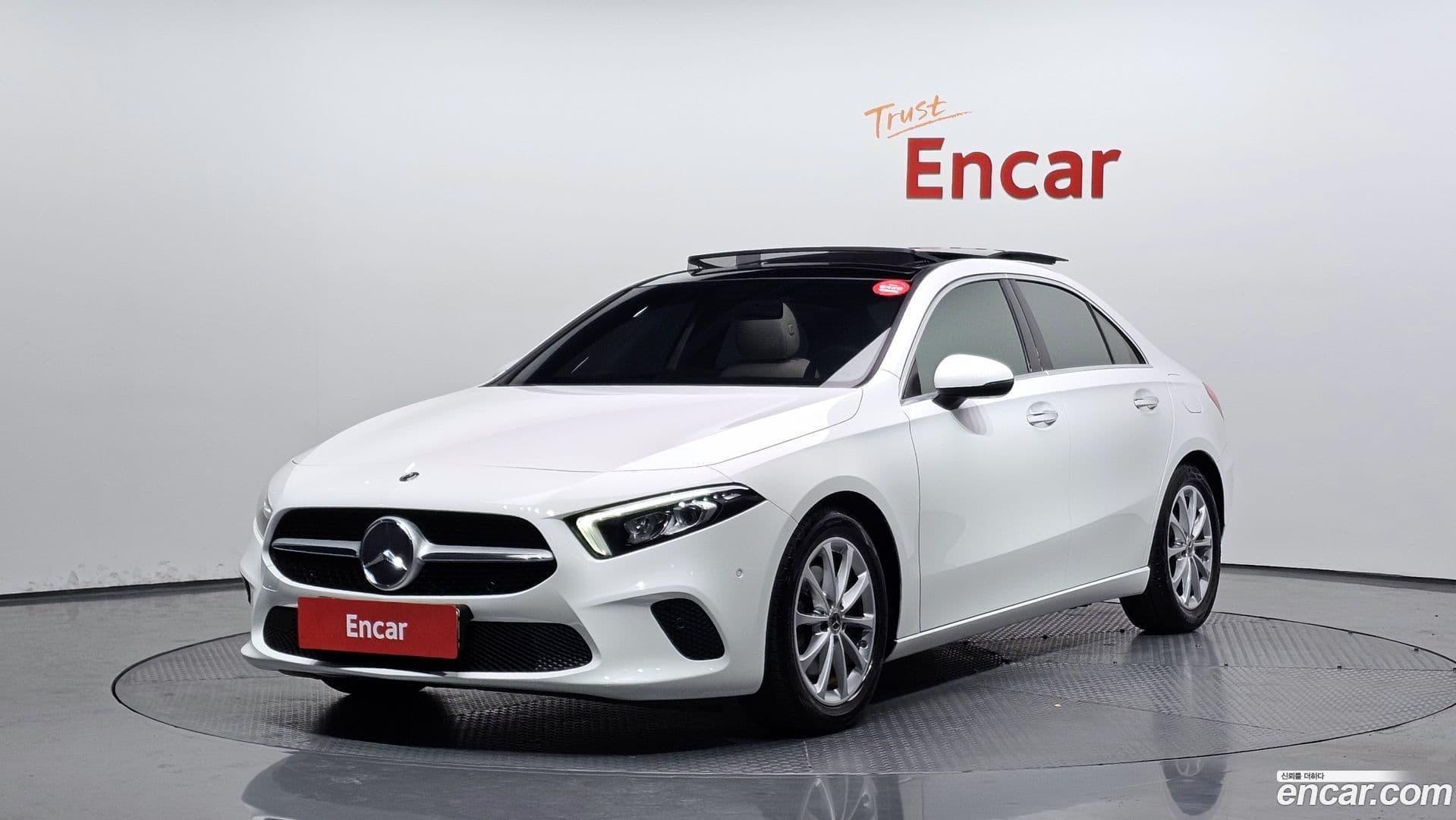Main__Slider__Photo:A-Class Mercedes-Benz 2020.7-0
