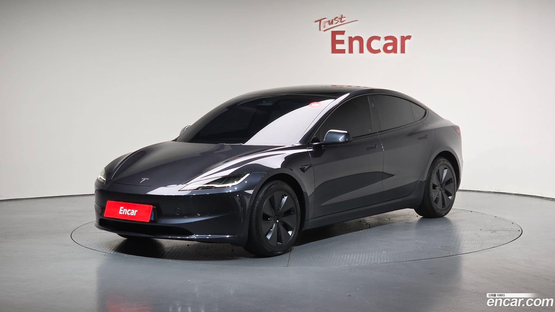 Main__Slider__Photo:Model 3 Tesla 2024.5-0
