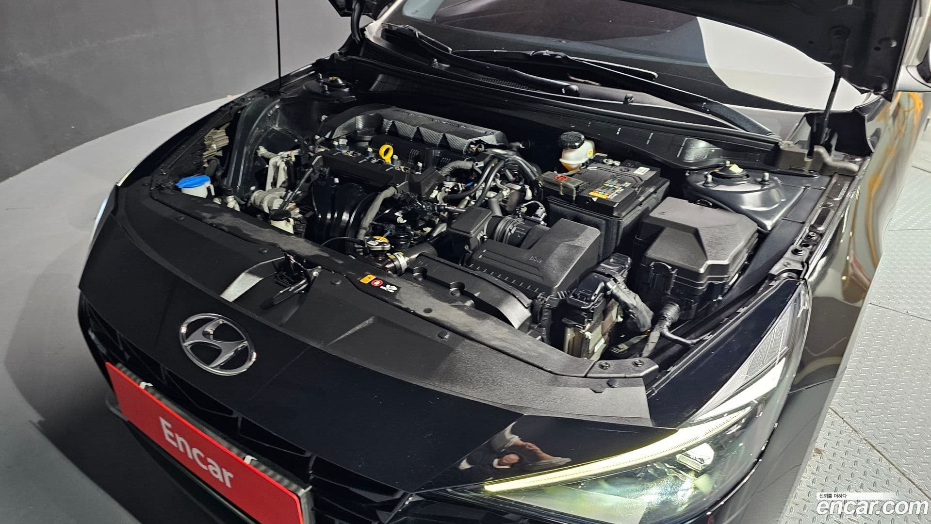 Main__Slider__Photo:AVANTE Hyundai 2021.6-5