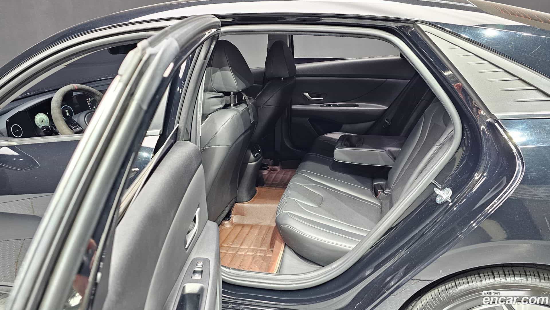 AVANTE Hyundai 2021.6-OPTION-15