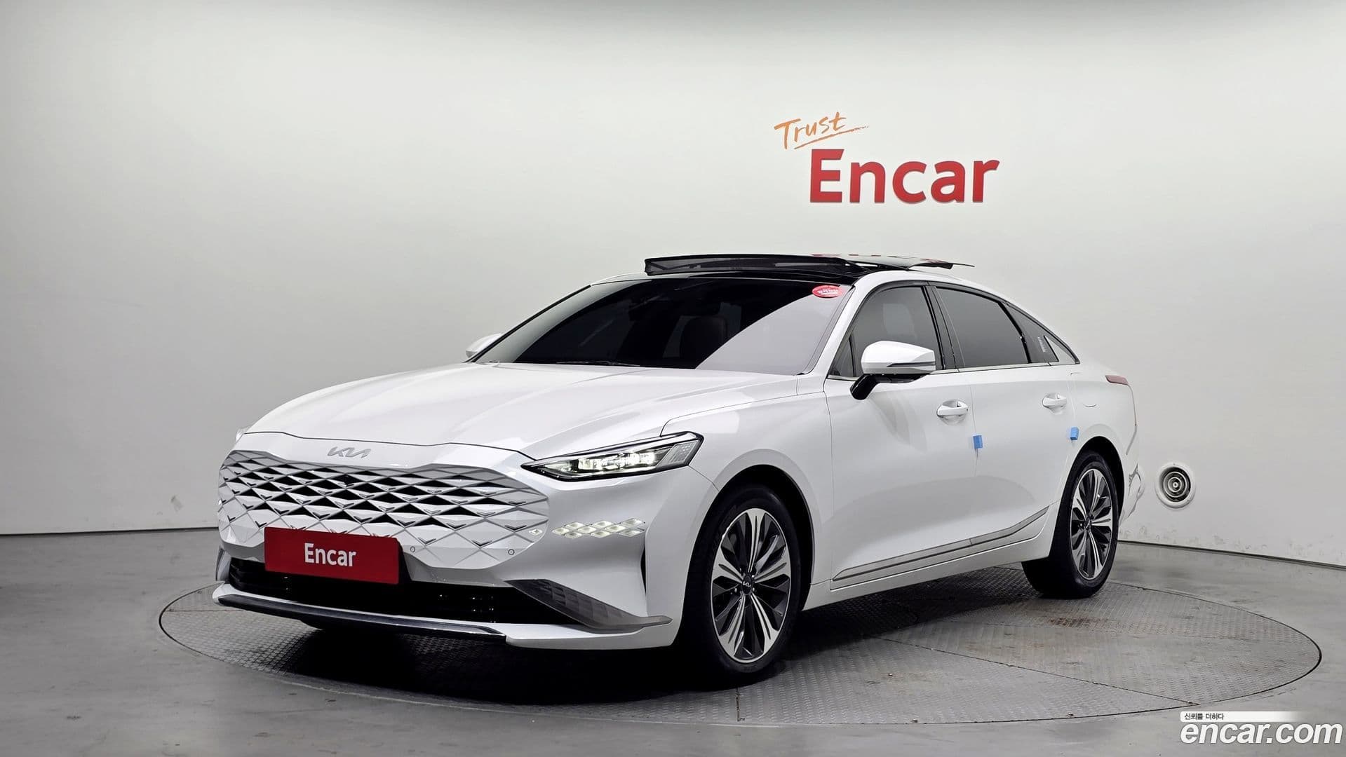 Main__Slider__Photo:K8 Kia 2021.8-0
