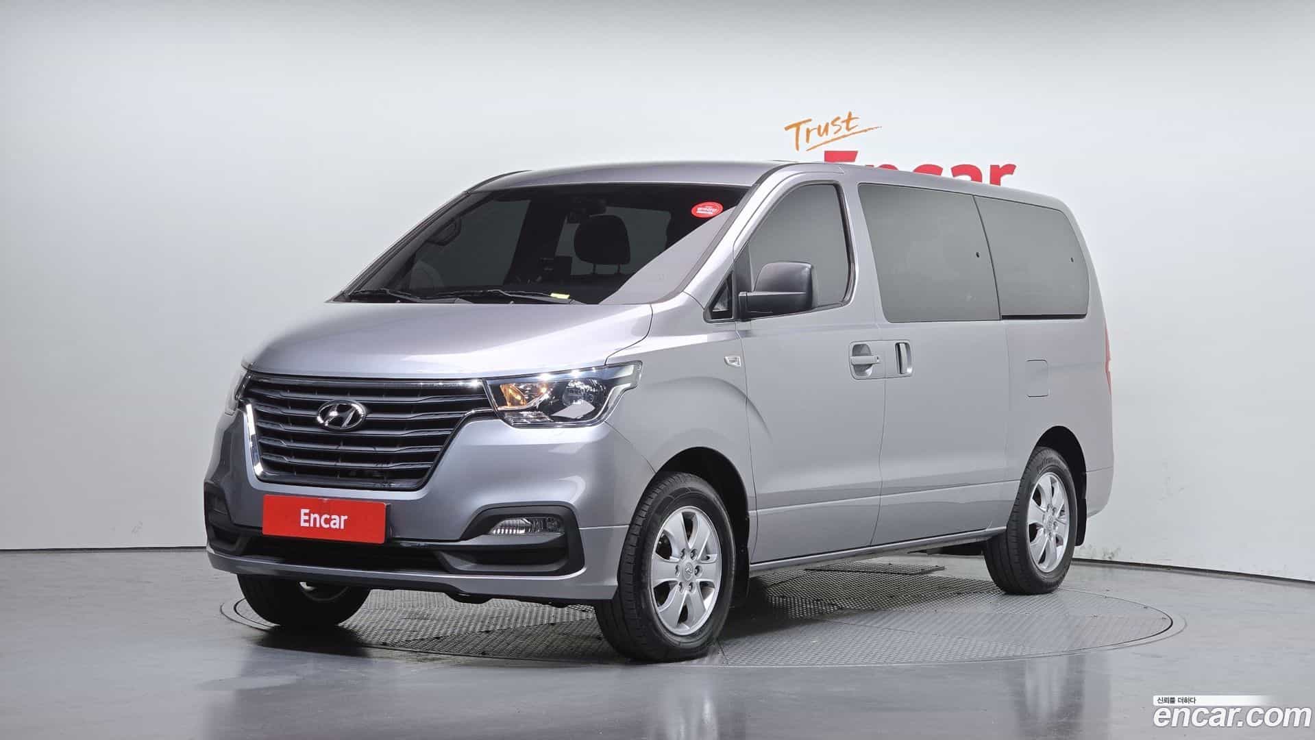 Starex Hyundai 2018.11-OUTER-001