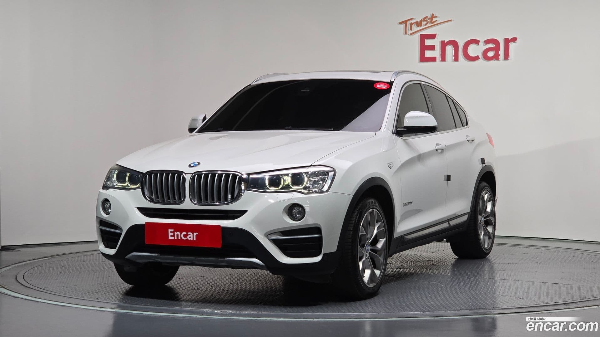 Main__Slider__Photo:X4 BMW 2016.4-0