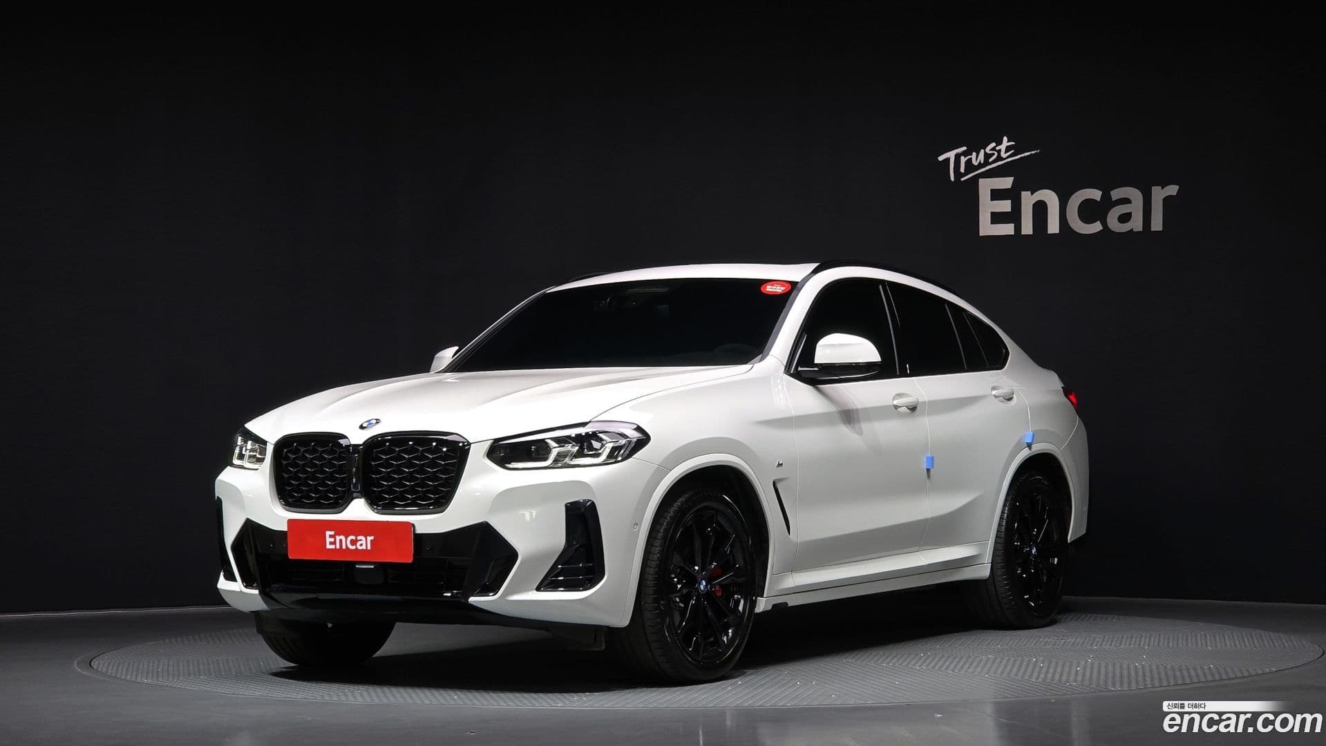Main__Slider__Photo:X4 BMW 2025.5-0