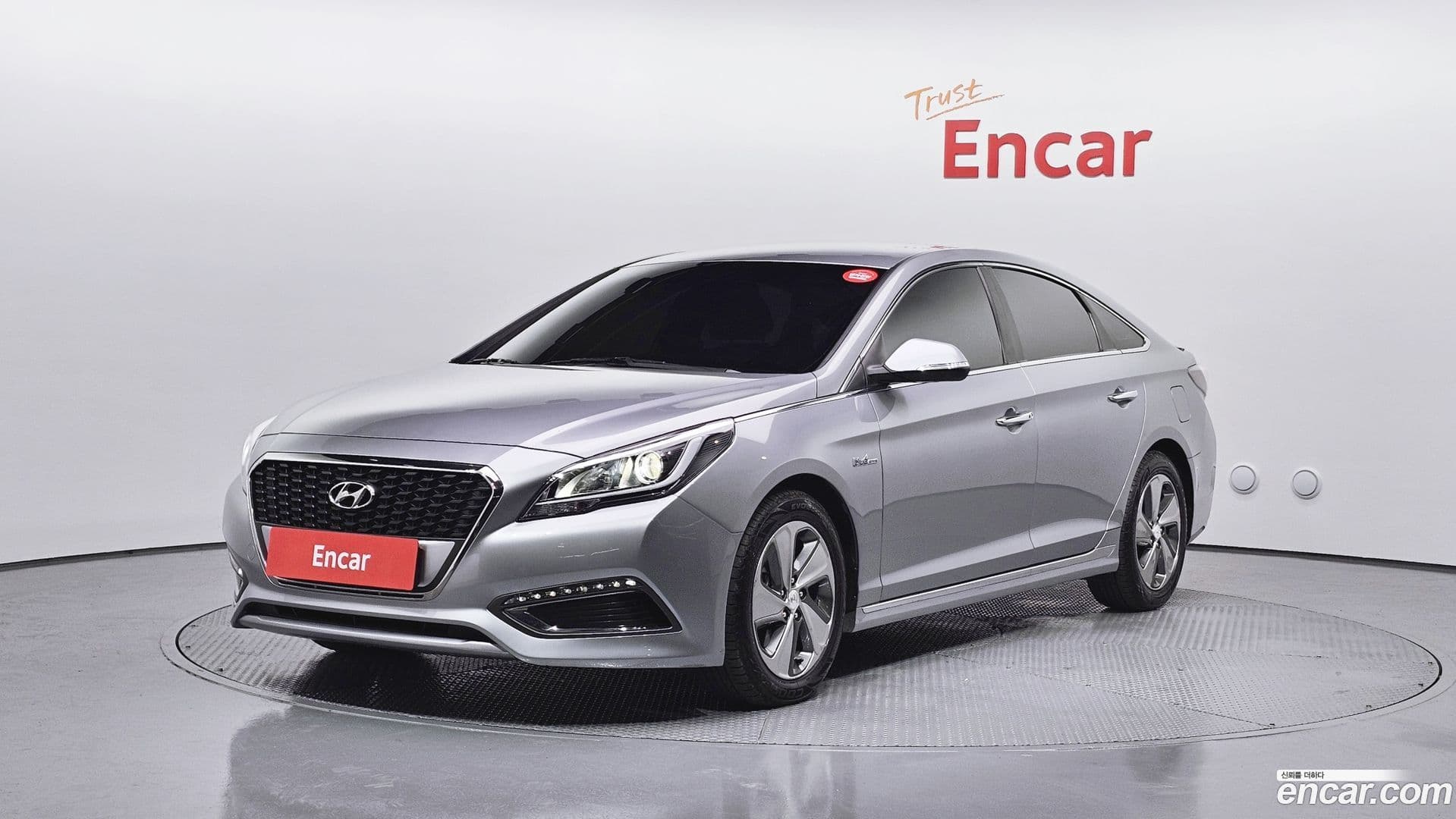 Main__Slider__Photo:Sonata Hyundai 2015.6-0