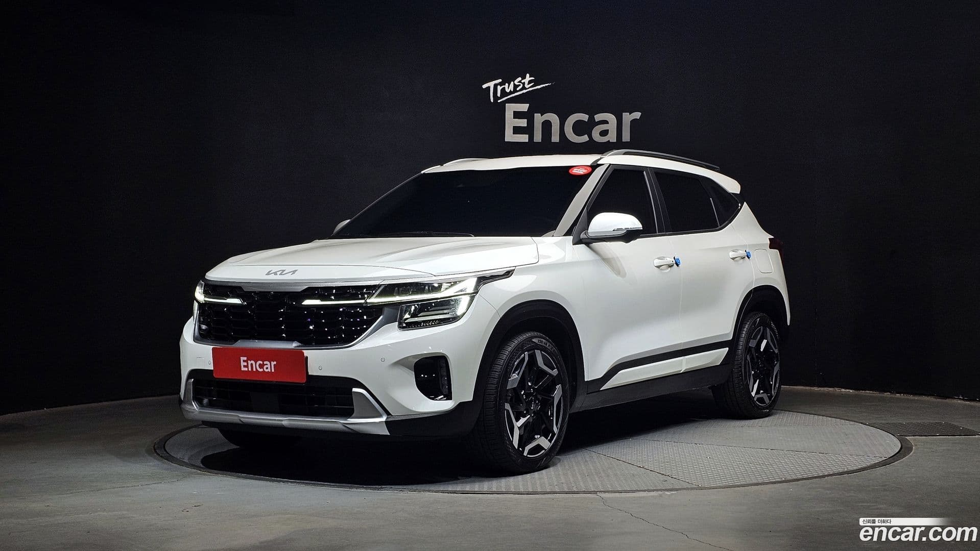 Main__Slider__Photo:Seltos Kia 2023.11-0