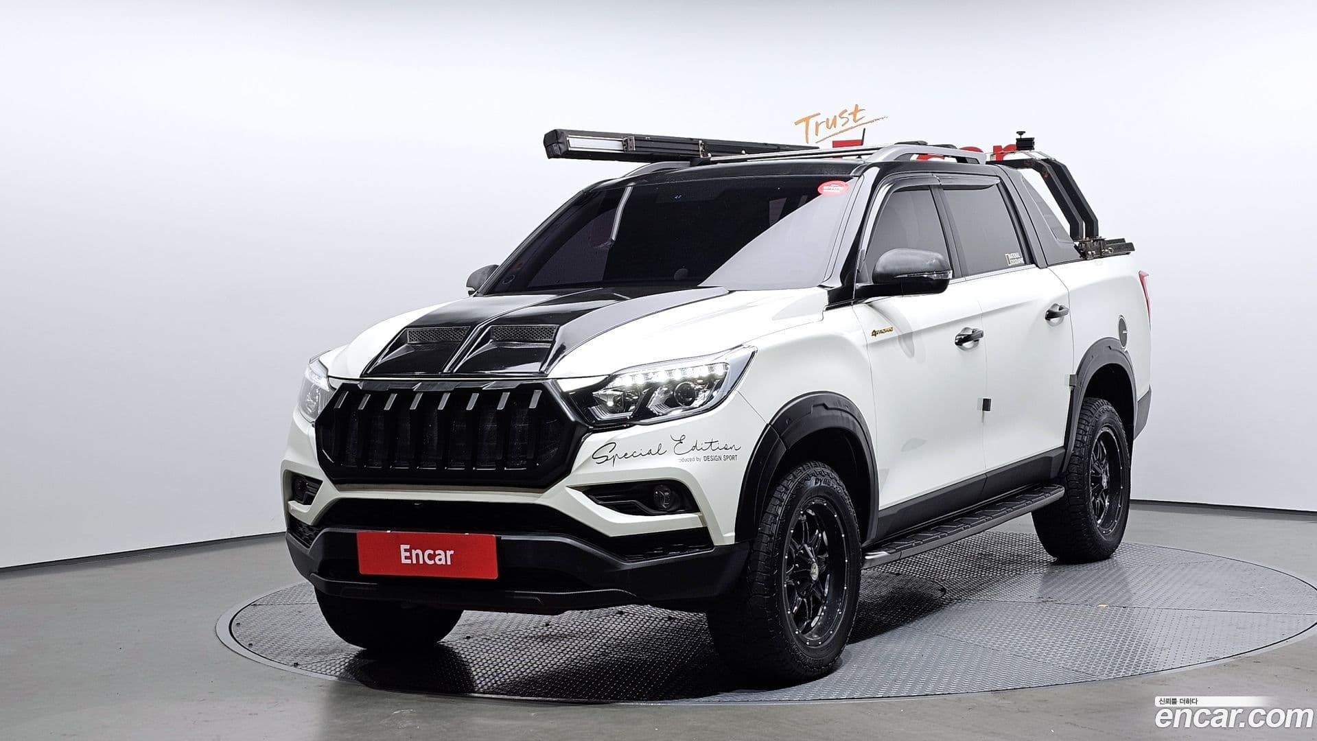 Main__Slider__Photo:Rexton KG Mobility 2018.9-0