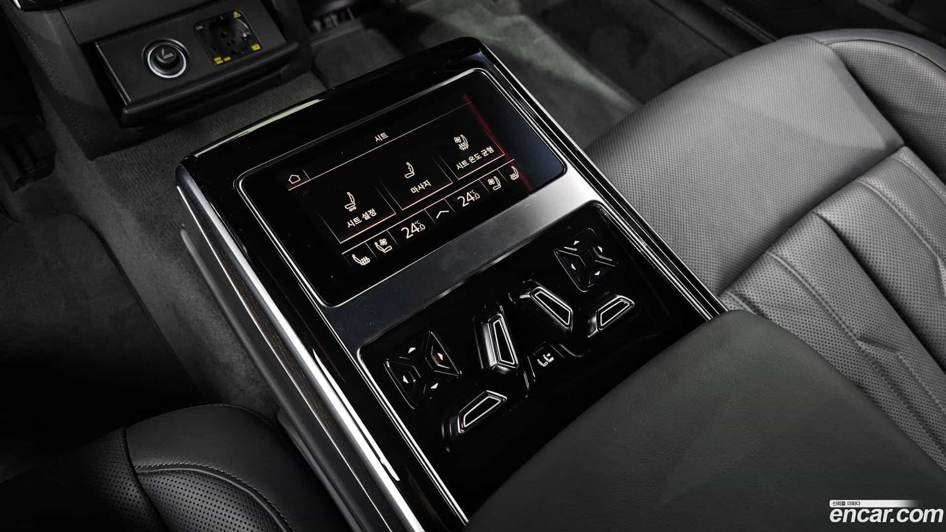 A8 Audi 2022.10-OPTION-023
