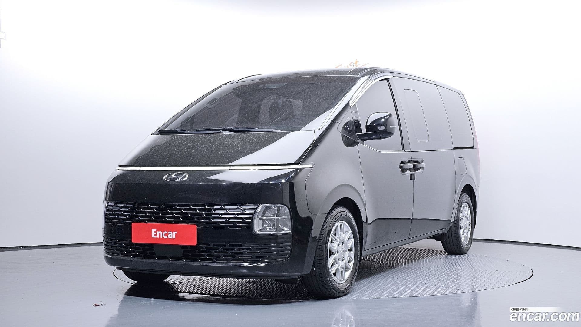Main__Slider__Photo:Staria Hyundai 2022.1-0