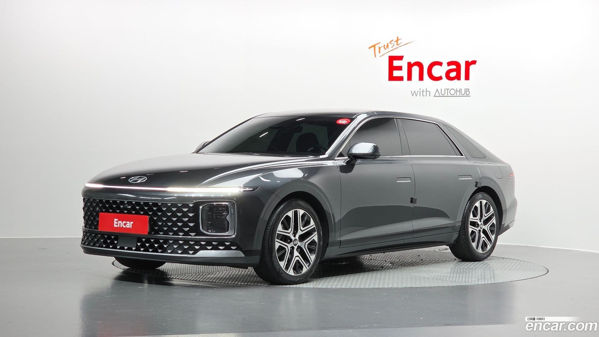 Main__Slider__Photo:Grandeur Hyundai 2023.6-0