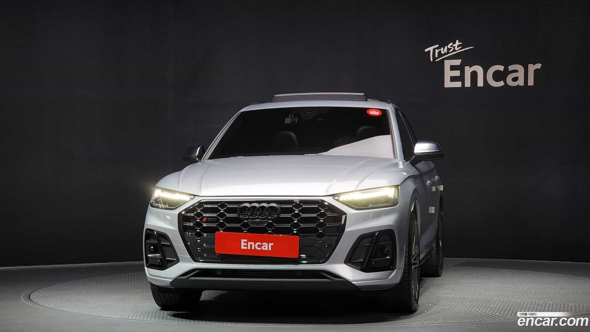 SQ5 Audi 2021.11-OUTER-003