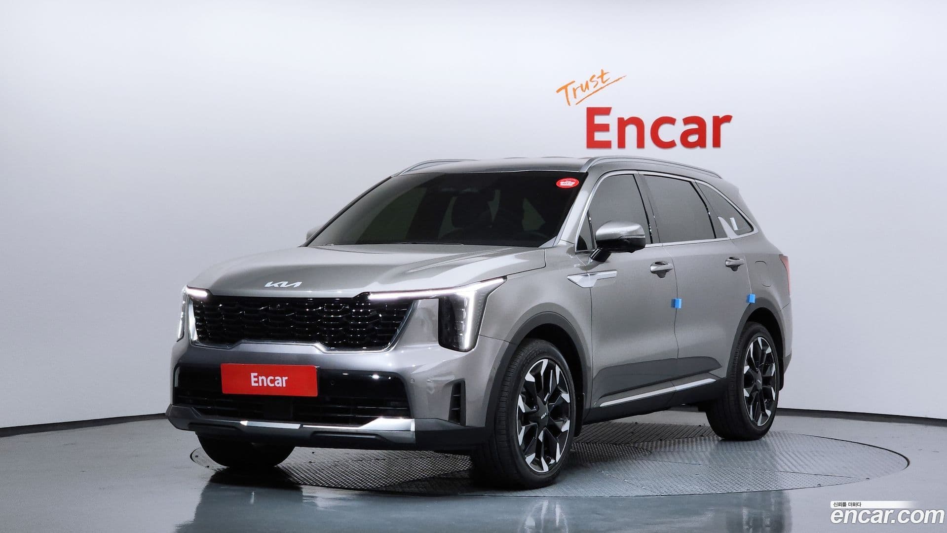 Main__Slider__Photo:Sorento Kia 2023.10-0