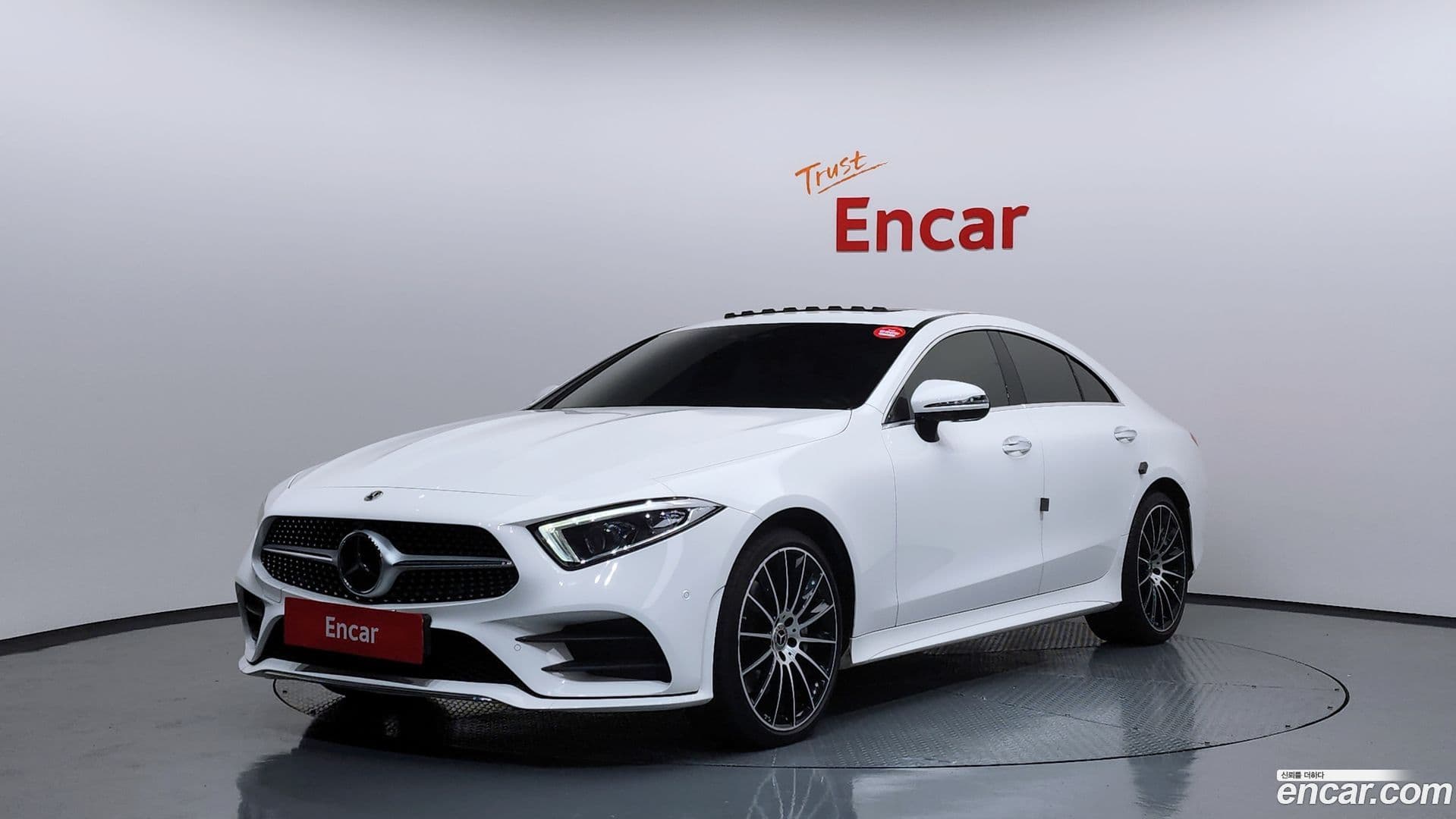 Main__Slider__Photo:CLS-Class Mercedes-Benz 2021.2-0