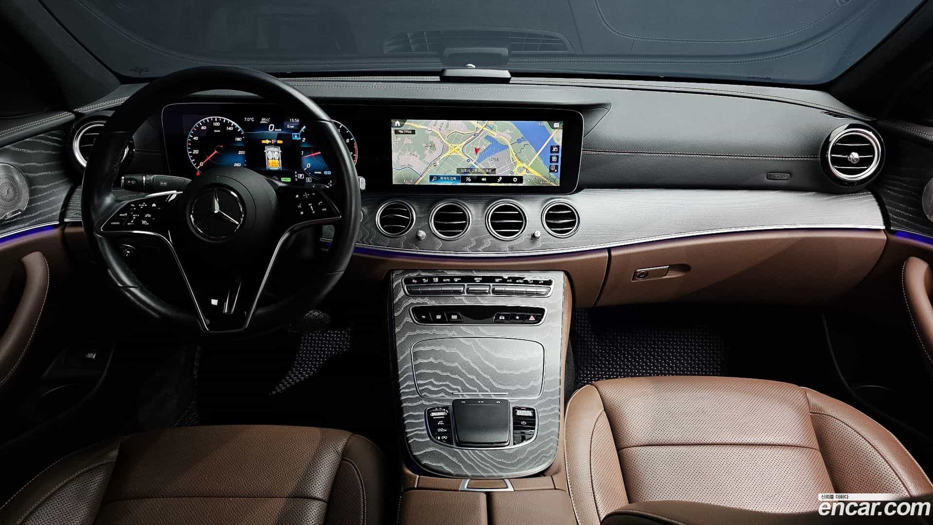 E-Class Mercedes-Benz 2023.5-INNER-007