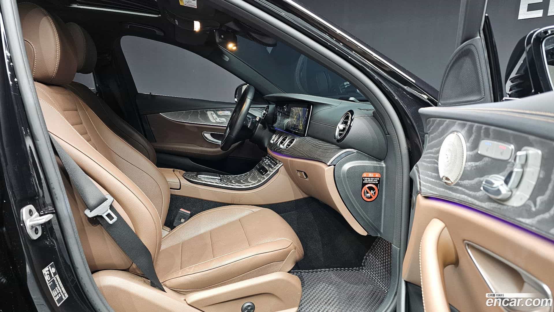 E-Class Mercedes-Benz 2023.5-INNER-010
